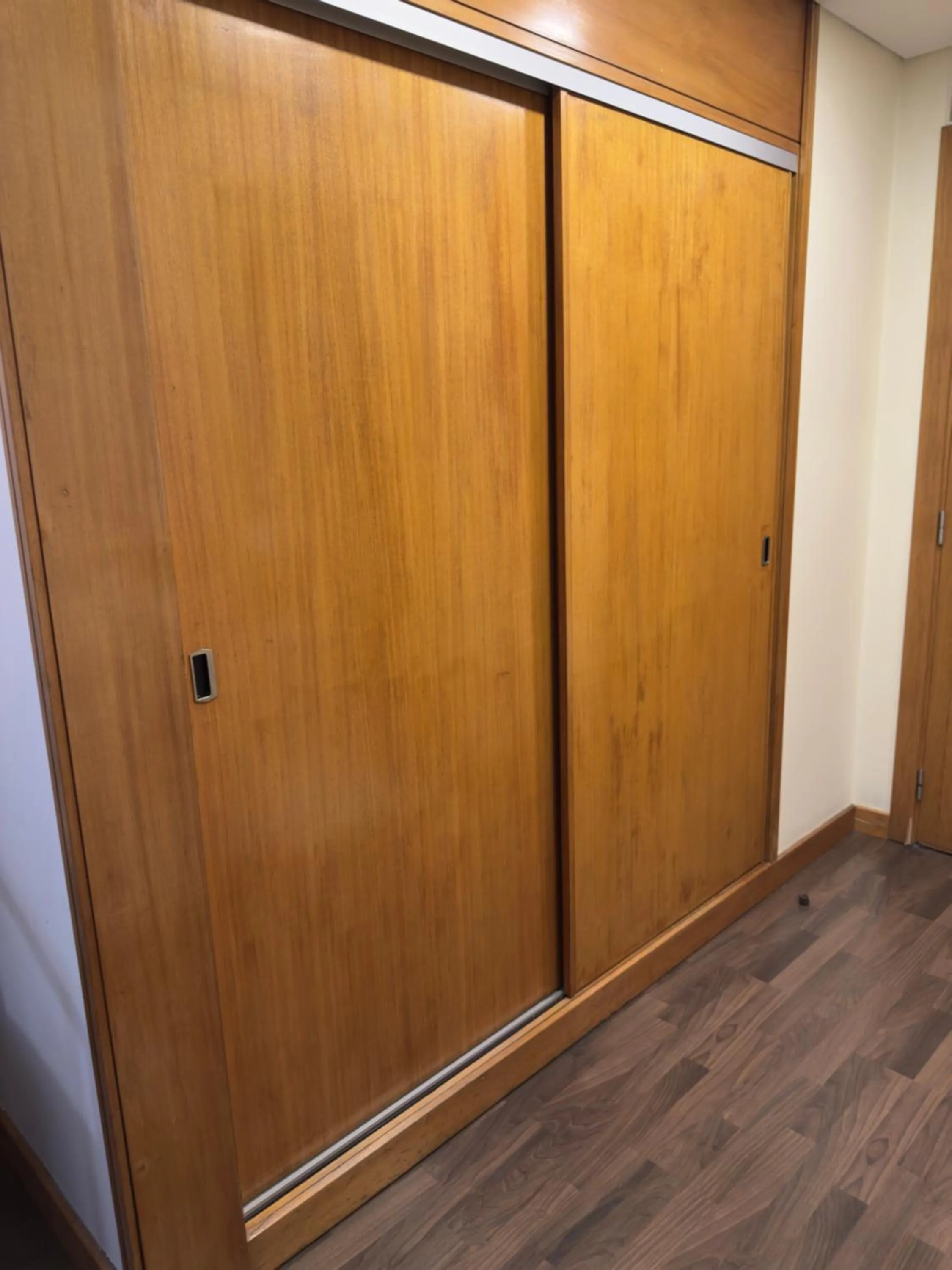 wardrobe in Fiel Chef Alojamento Local