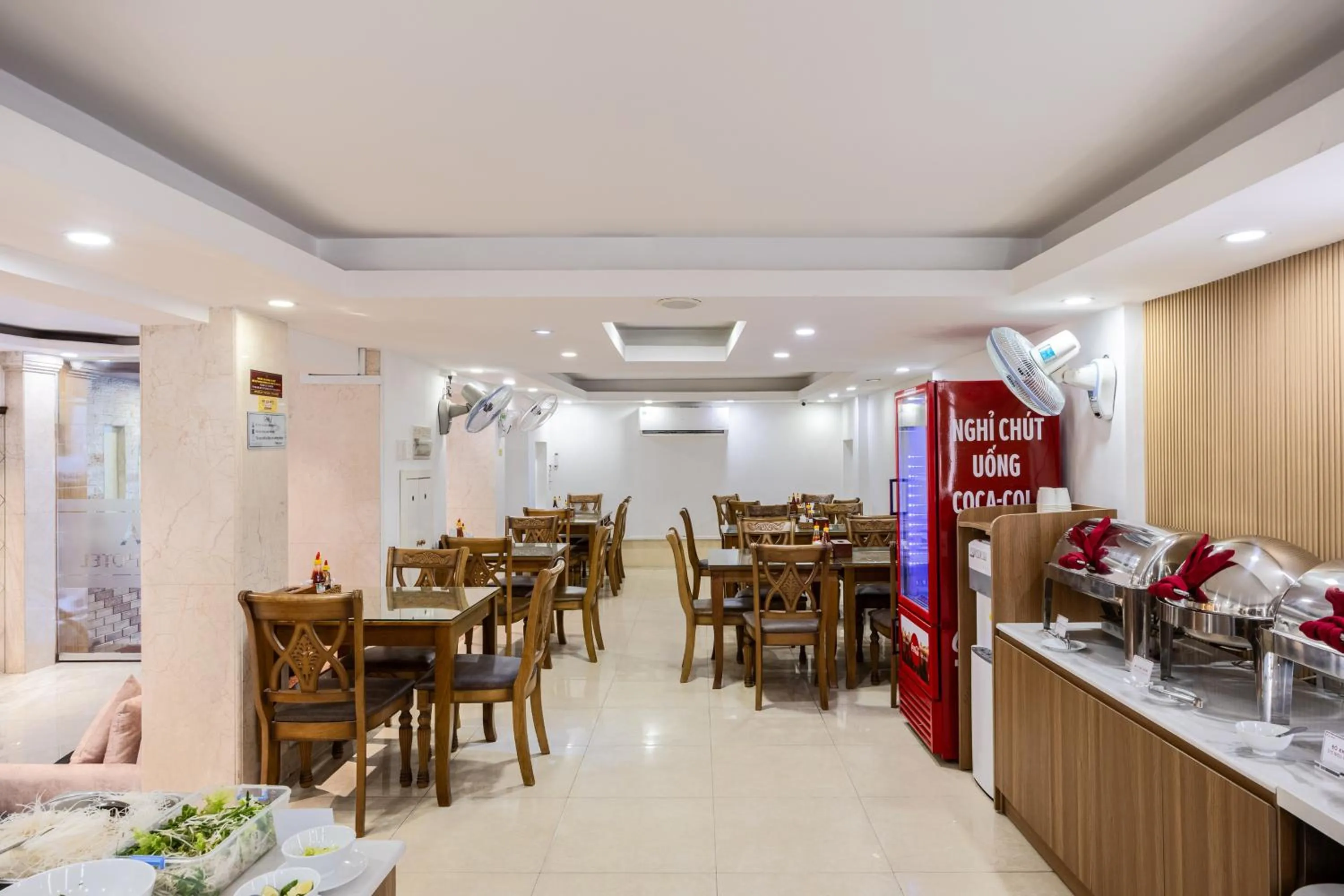 Restaurant/places to eat in A25 Hotel - 307 Lý Tự Trọng