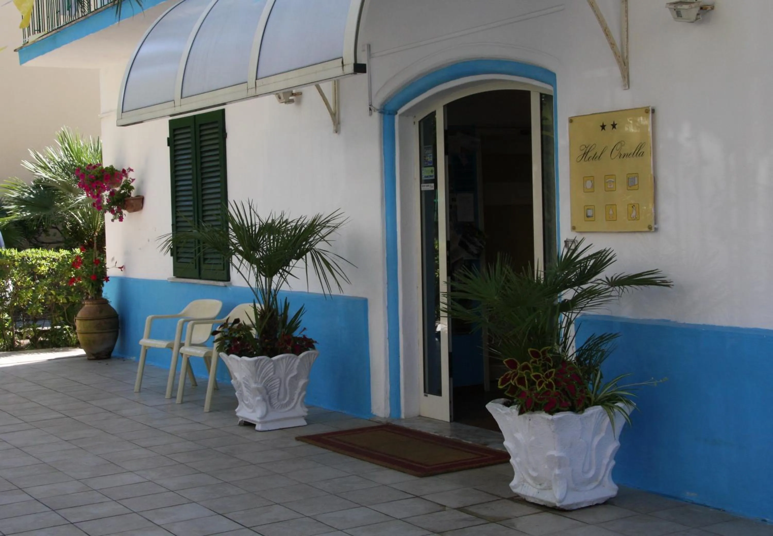 Facade/entrance in Hotel Ornella