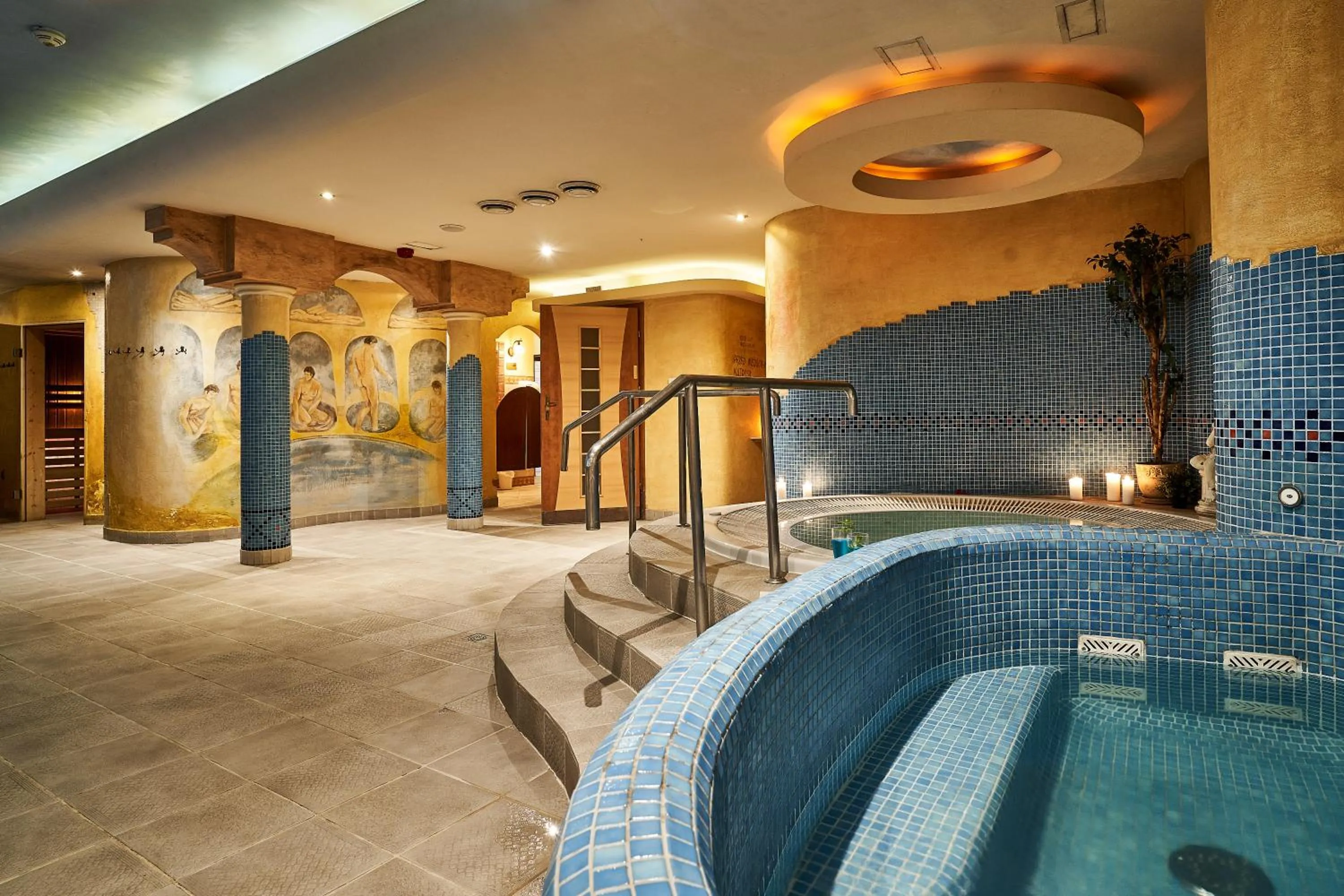 Hot Tub in Hotel Stara Poczta