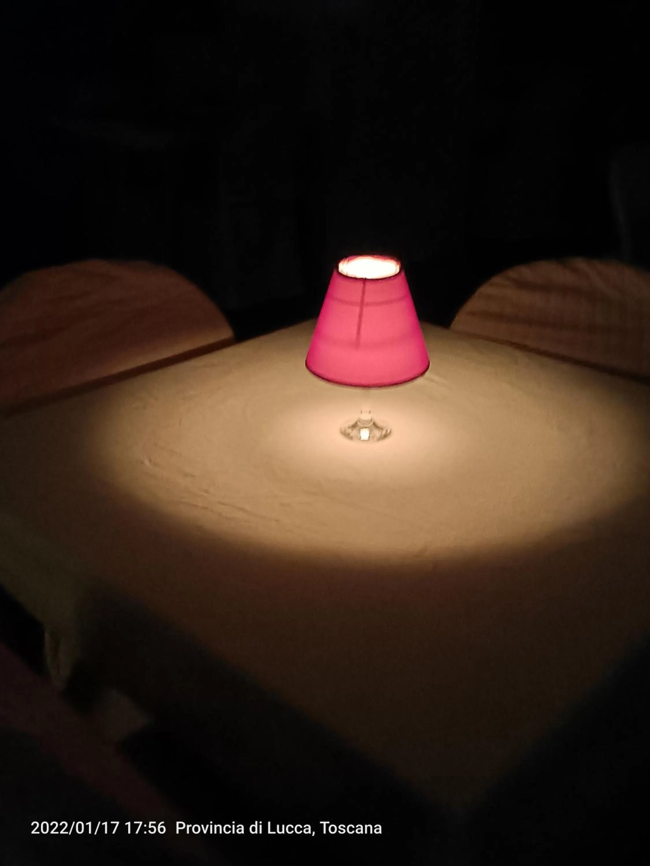 Restaurant/places to eat, Bed in Hotel Laurin