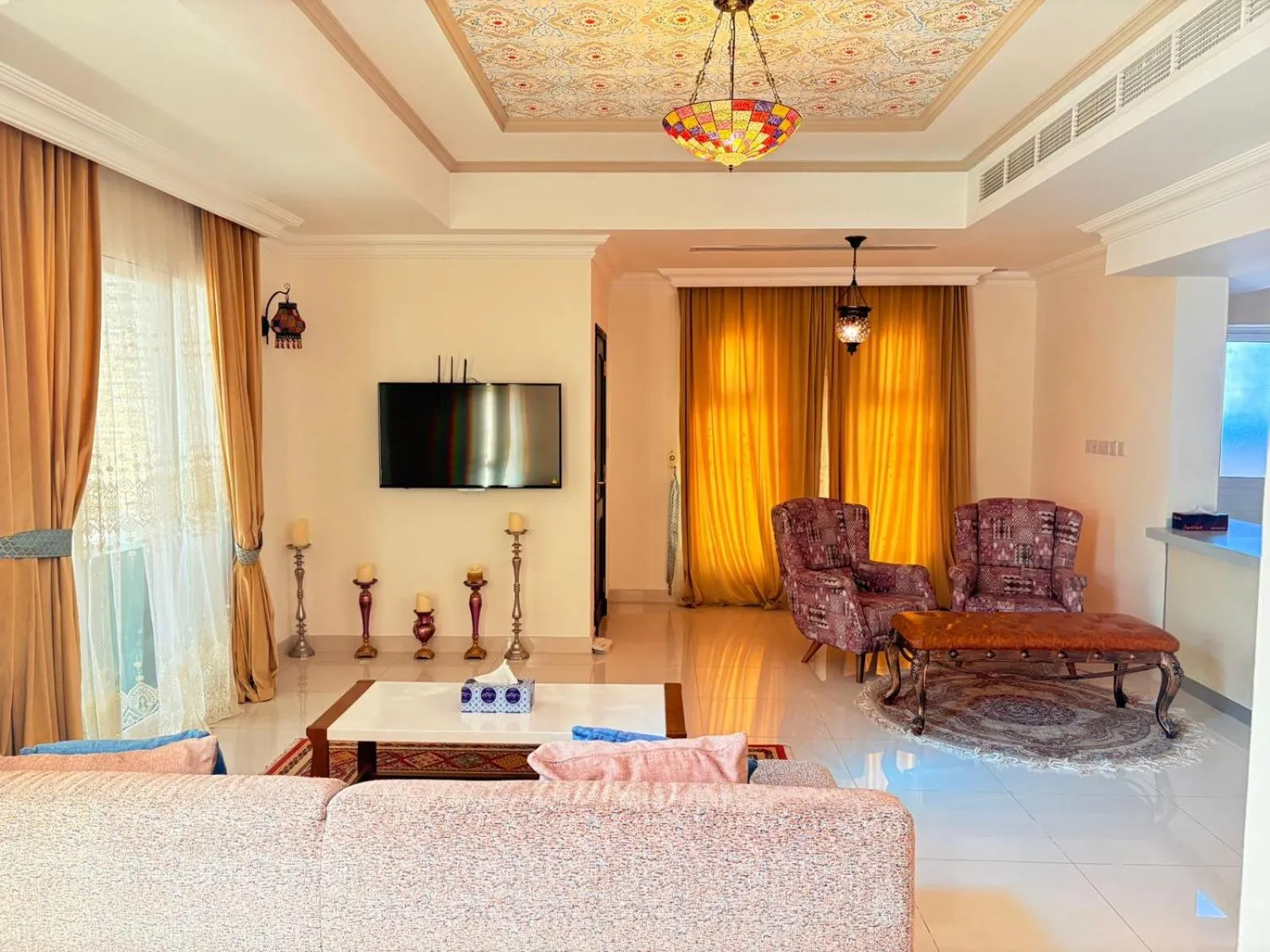 Living room in A'Sinamar Hotel Apartment