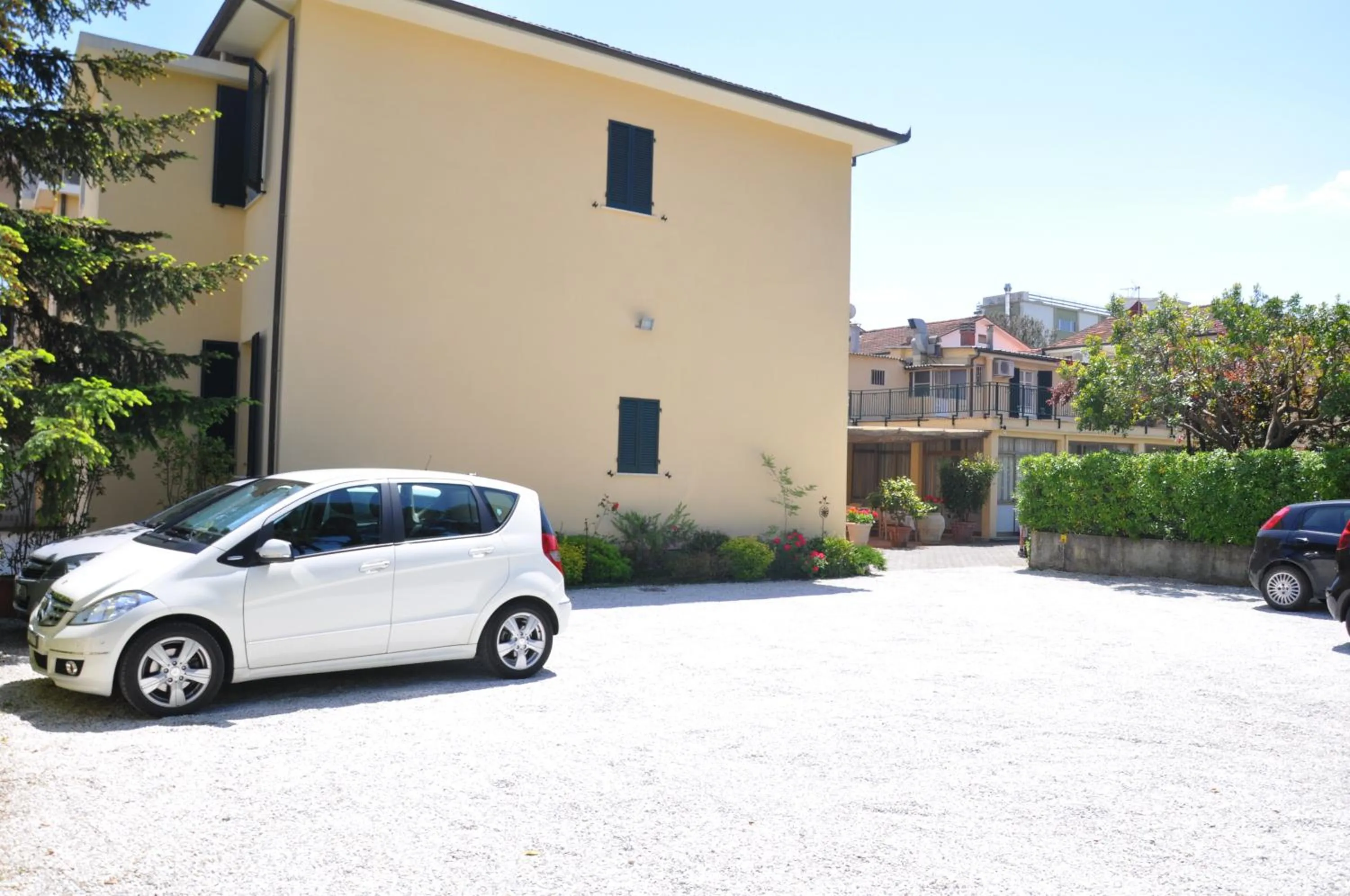 Facade/entrance in Hotel Verdesolemare