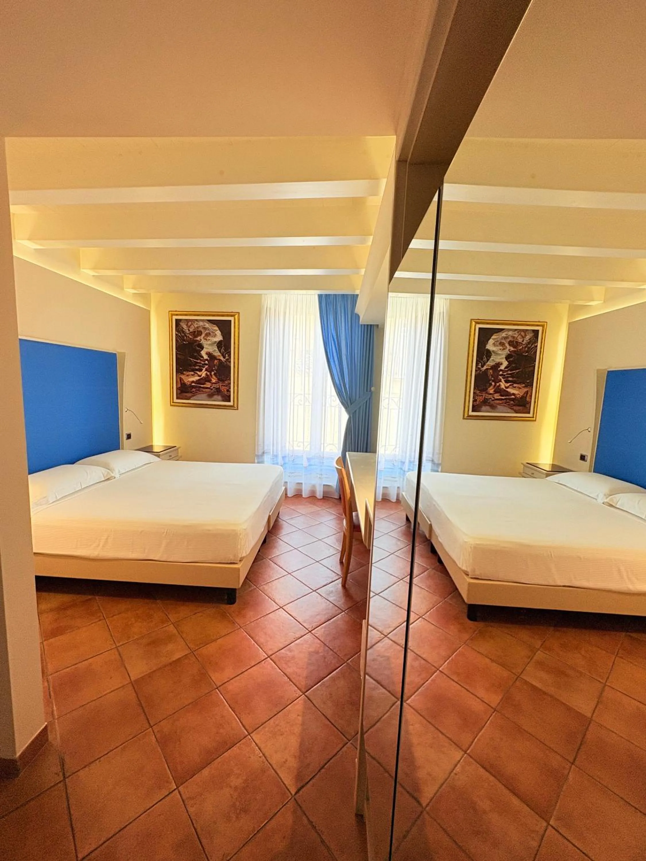 Spring, Bed in Portercole B&B