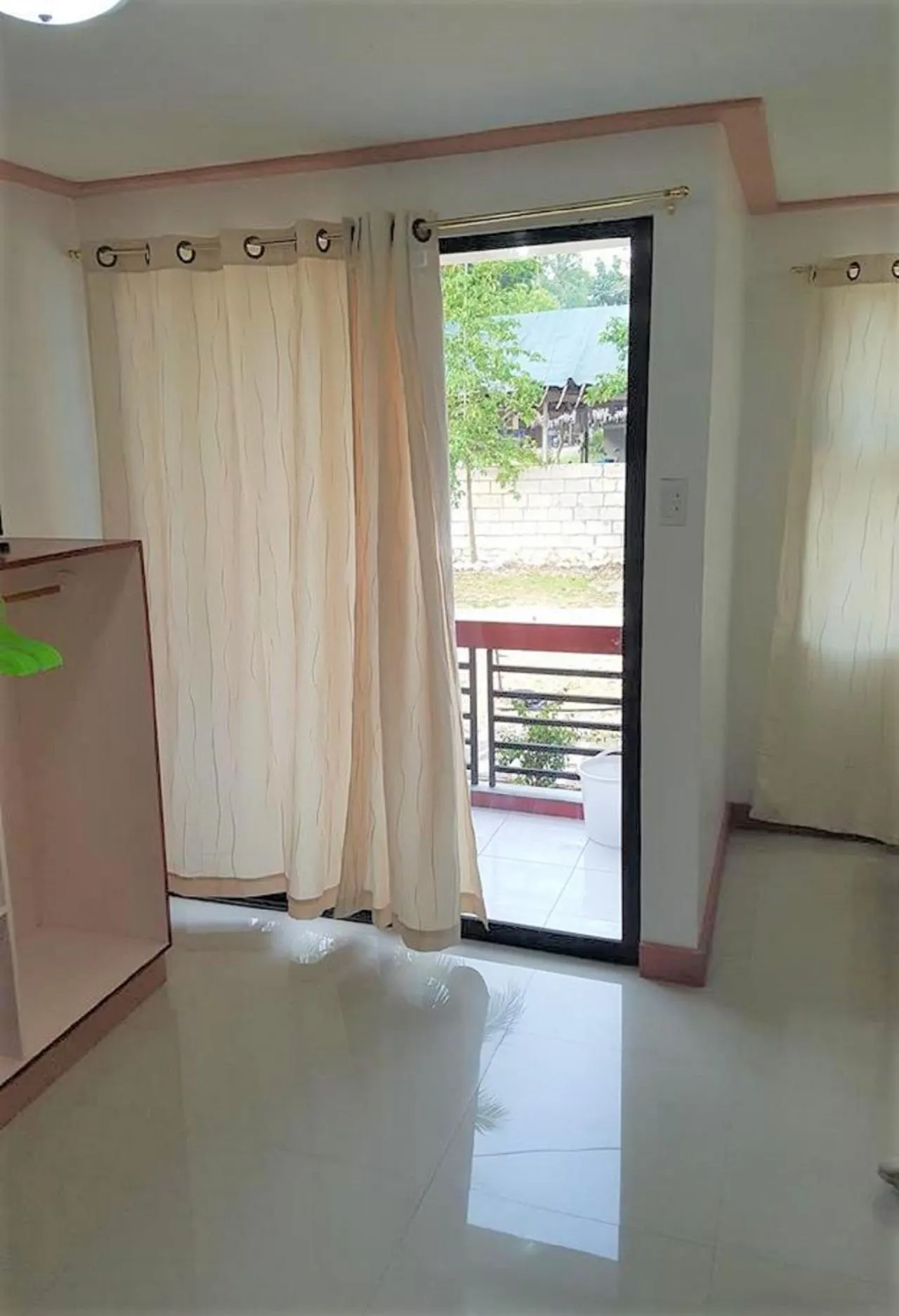 Balcony/Terrace in Catalina`s Inn family room