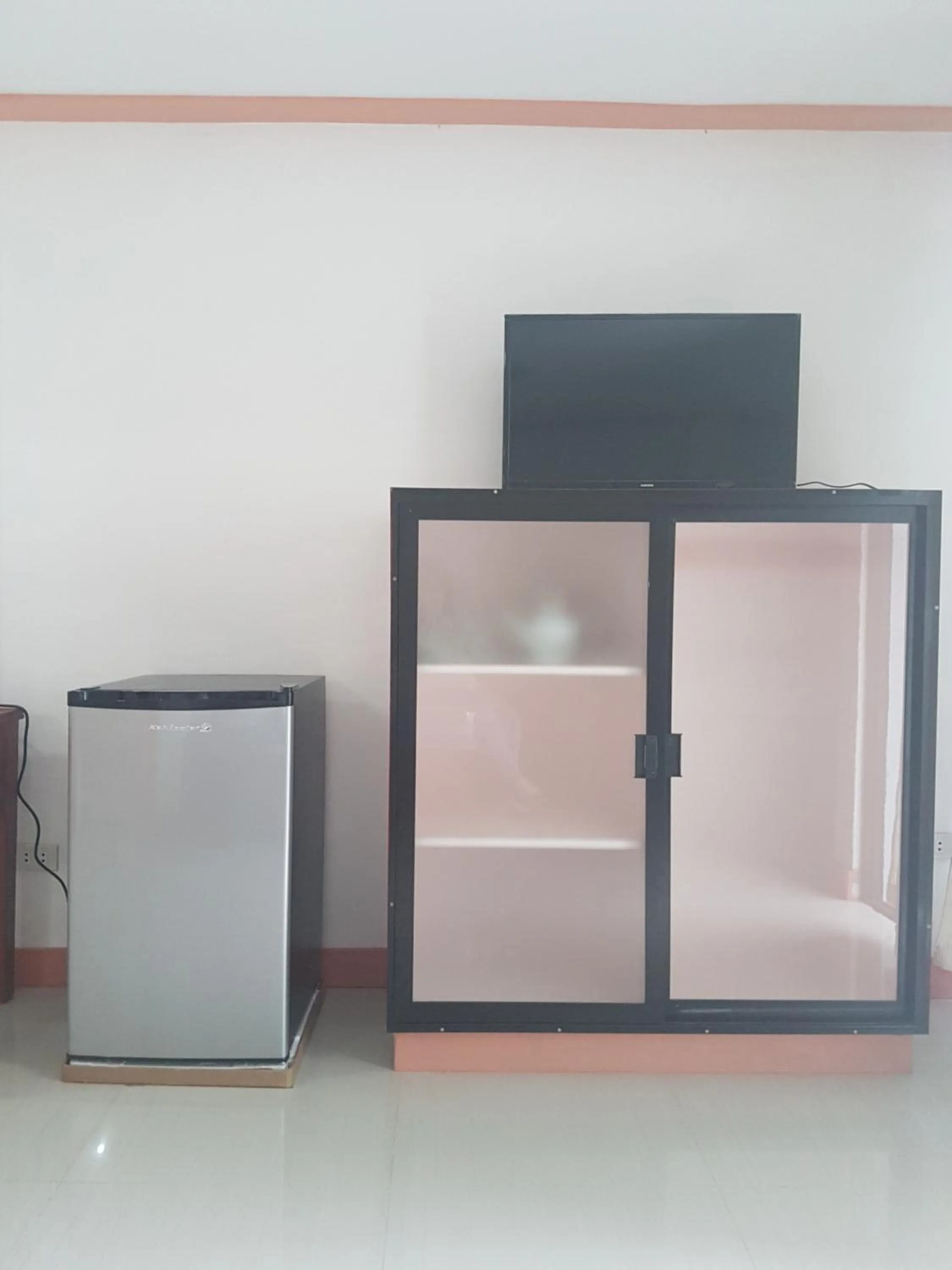 Living room in Catalina`s Inn family room