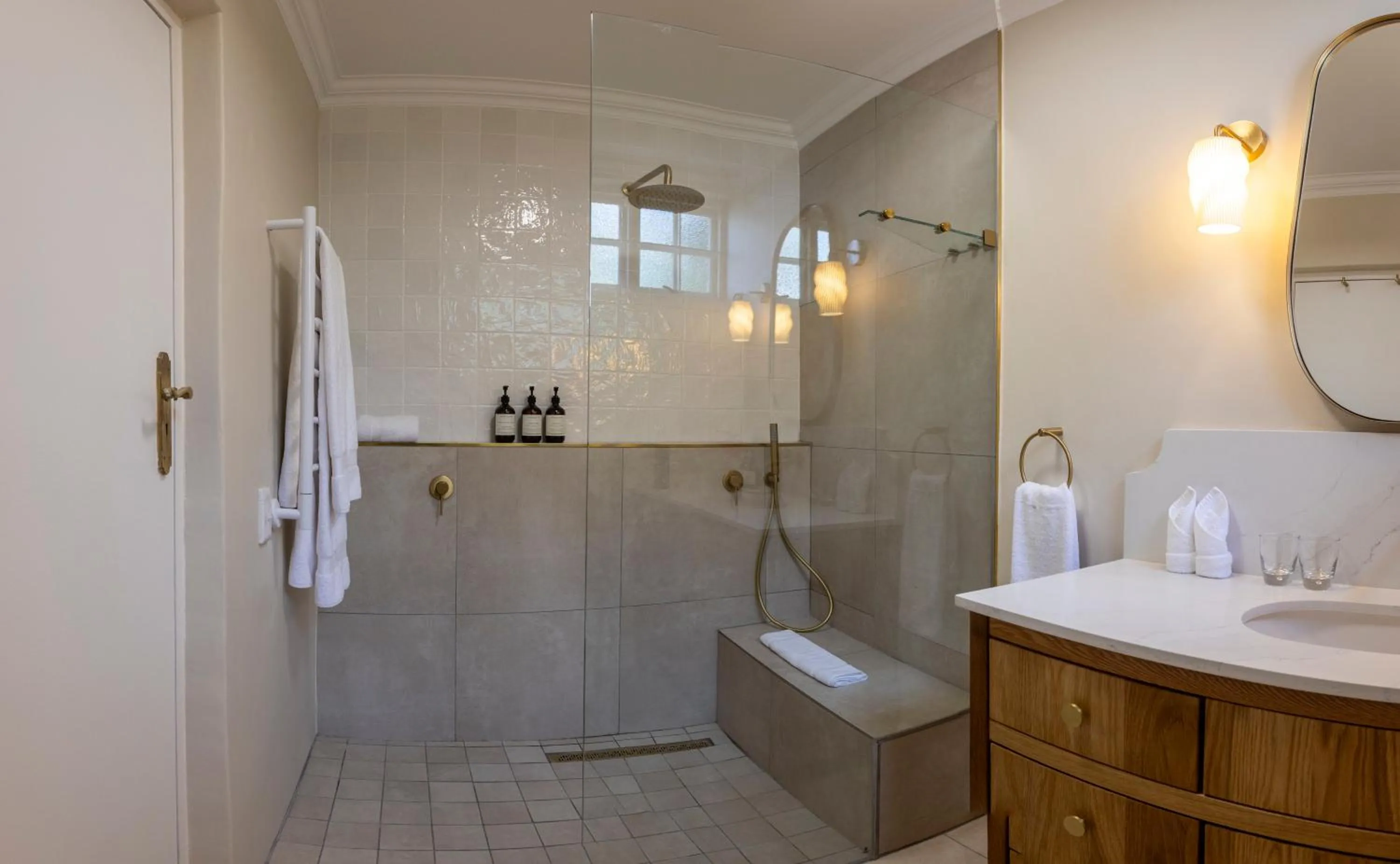 Bathroom in Eikendal Lodge