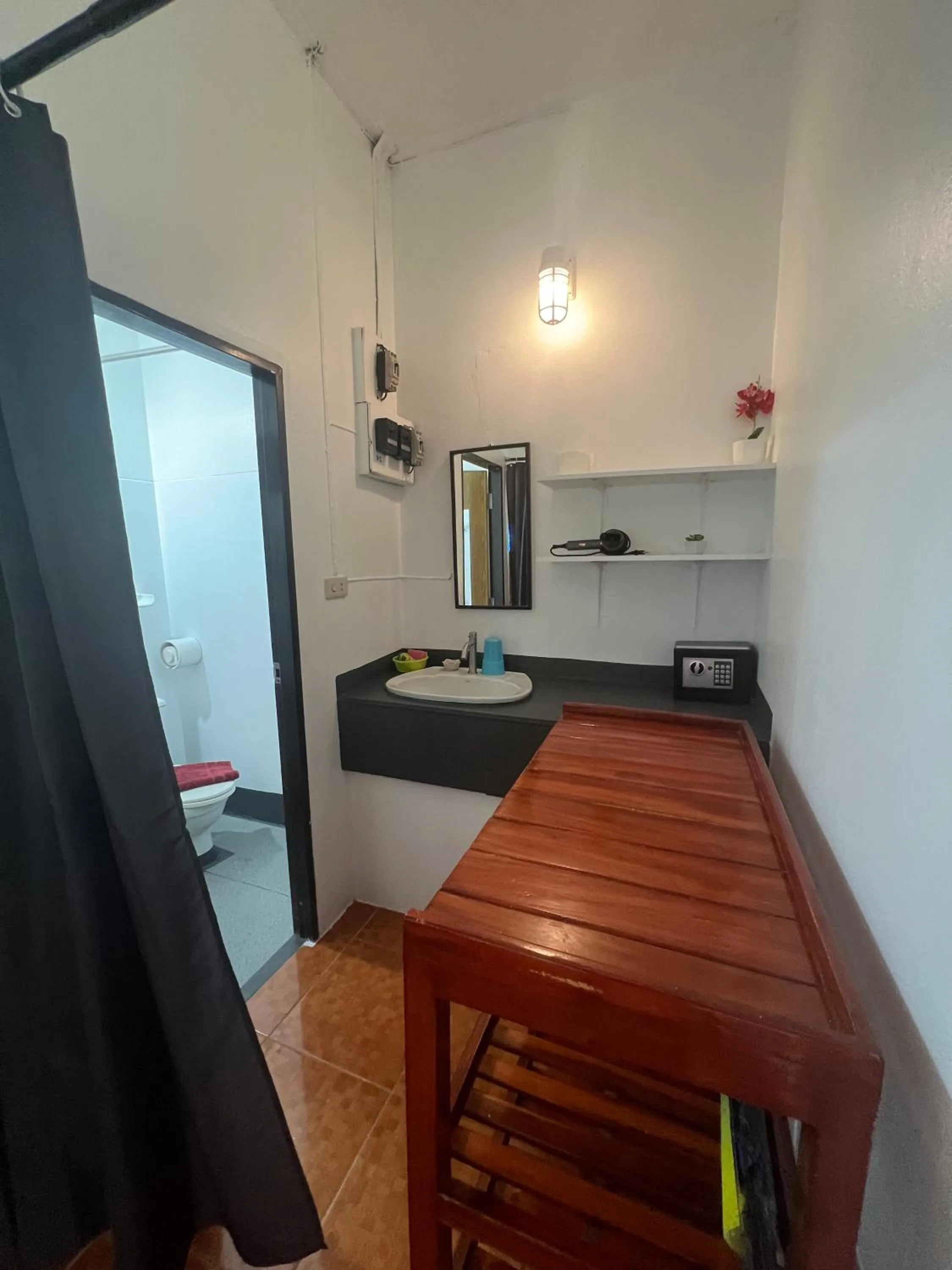 Bathroom in Tropical Paradise Leelawadee Resort