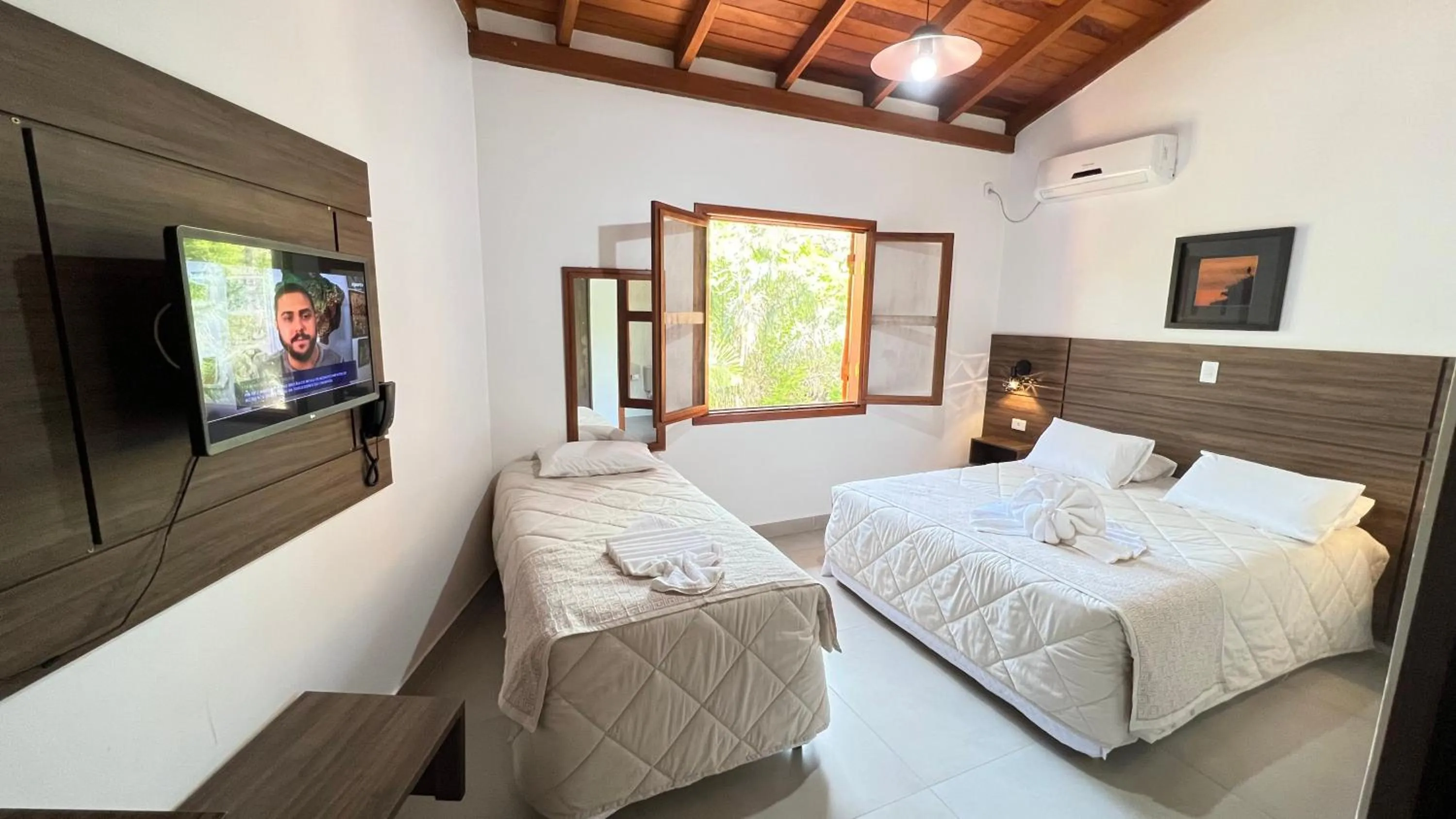 Bed in Hotel Cabanas