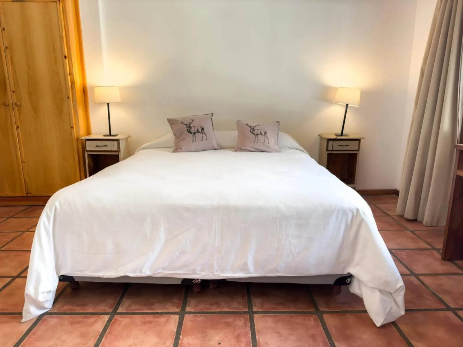 Bed in Complejo Base 41