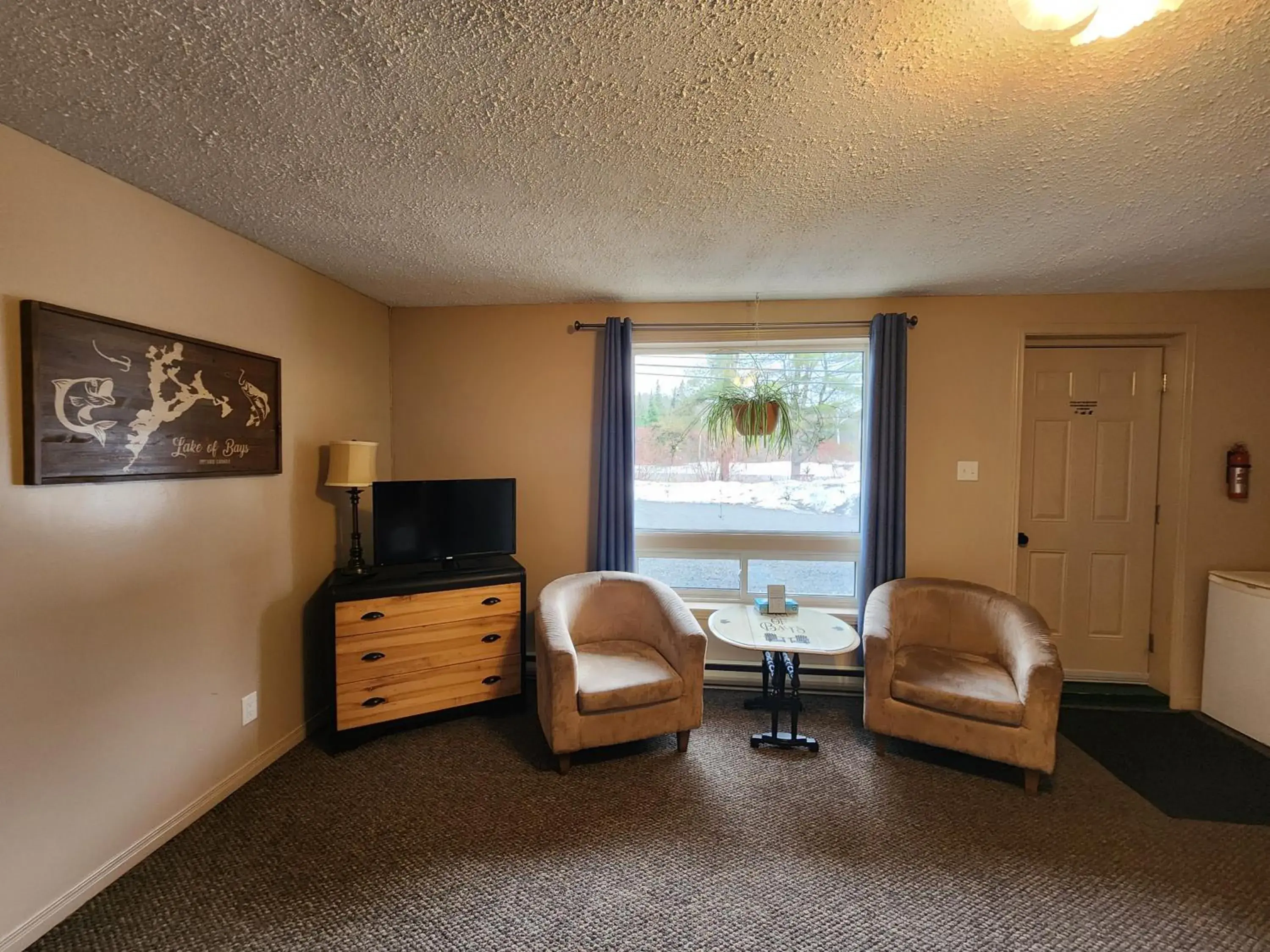 Queen Room in Dwight Village Motel Queen Room in Dwight Village Motel
