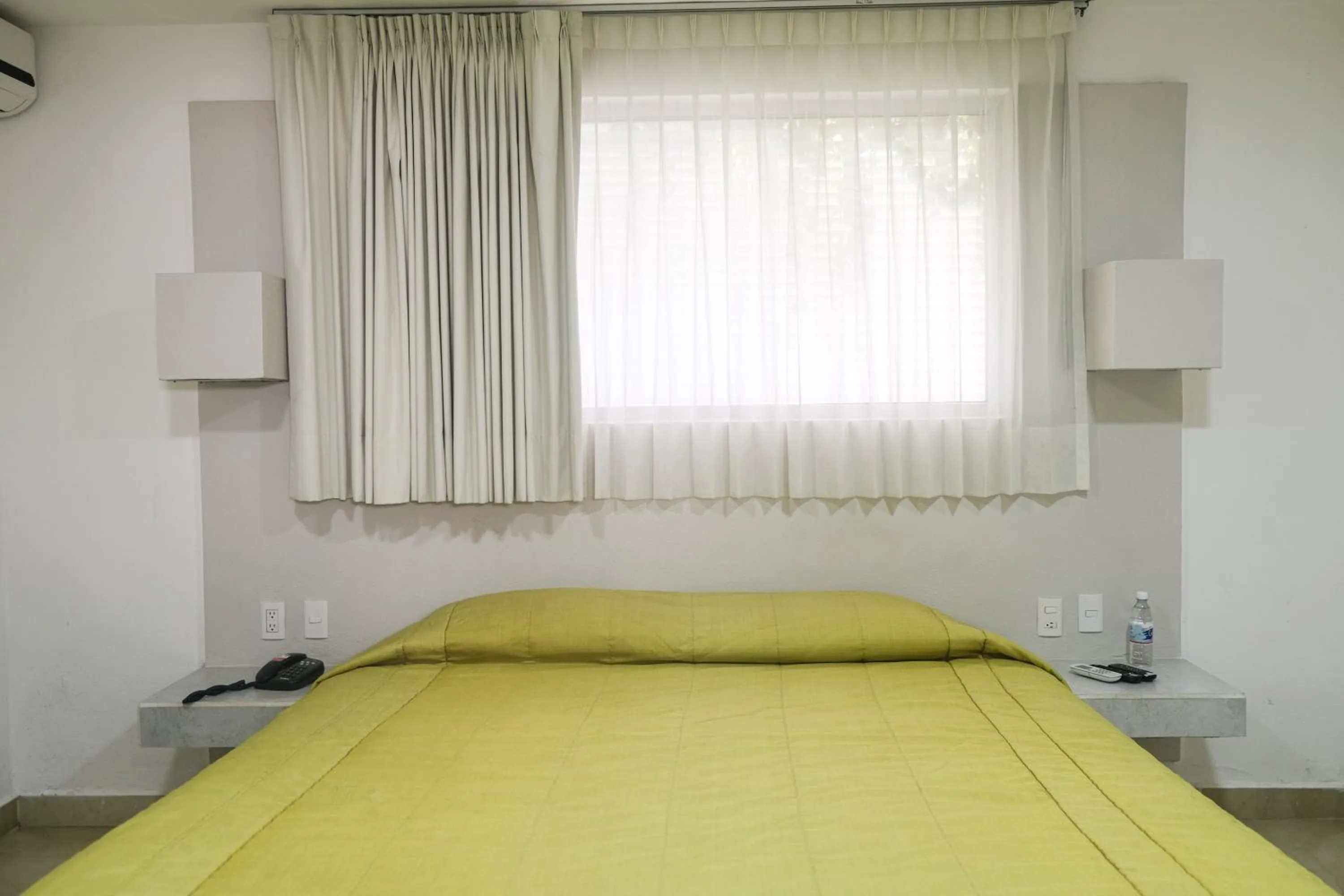 Bed in Hotel St. George