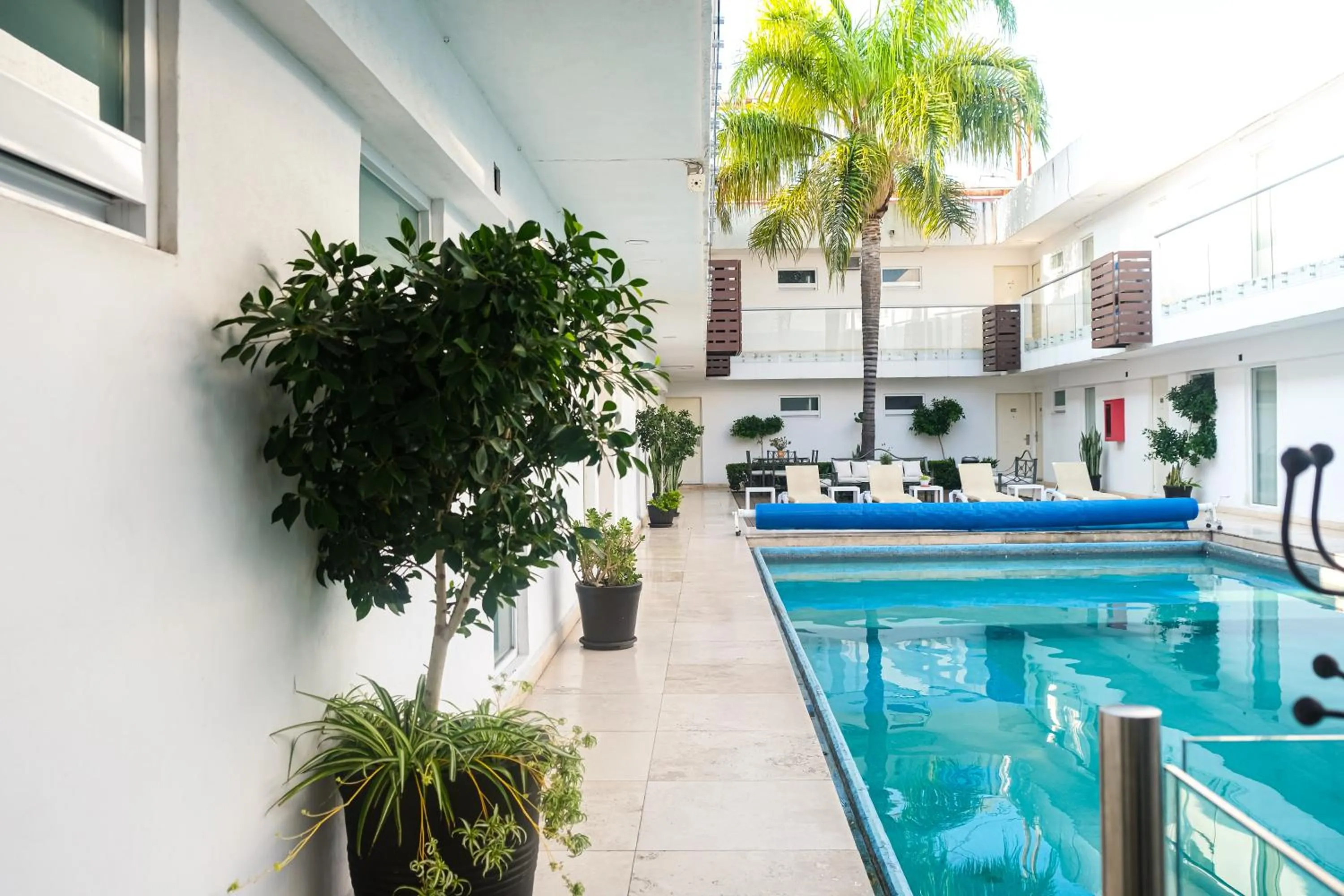 Swimming pool in Hotel St. George