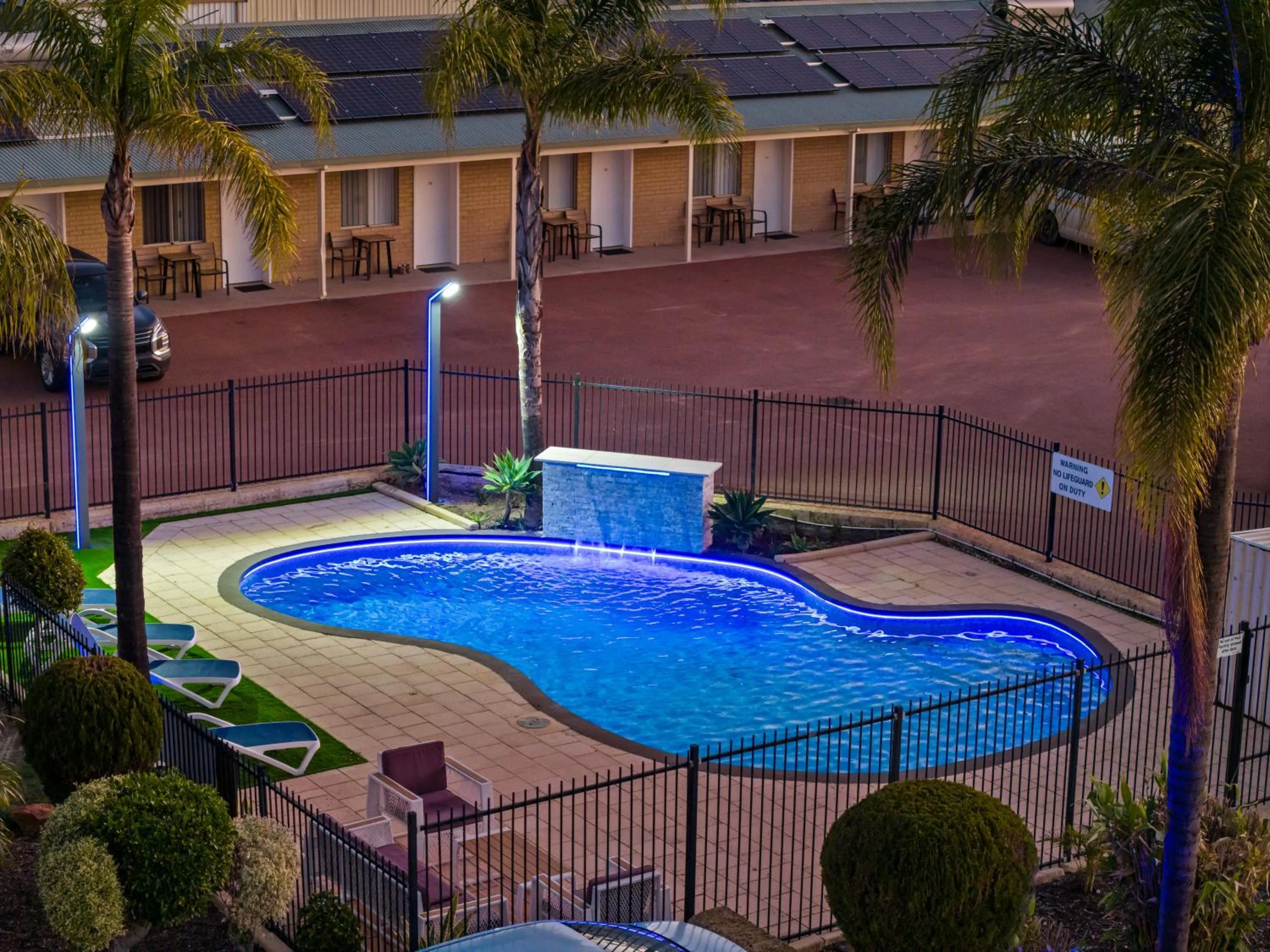 Swimming pool in Pinjarra Resort
