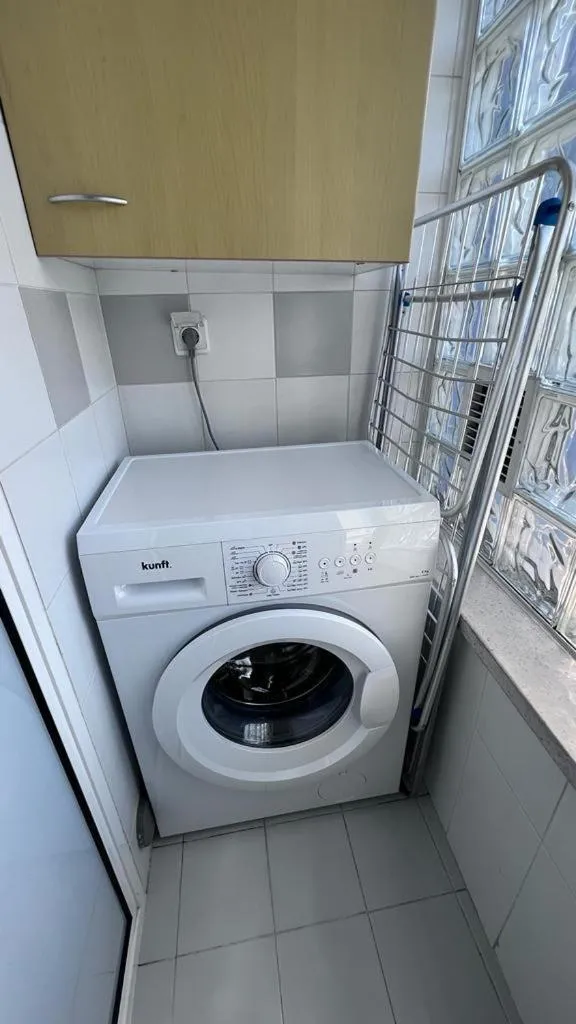 washing machine in Lisboa, Cidade, Elegant Apartment with Air Cond, Free WIFI and Near Metro, by IG