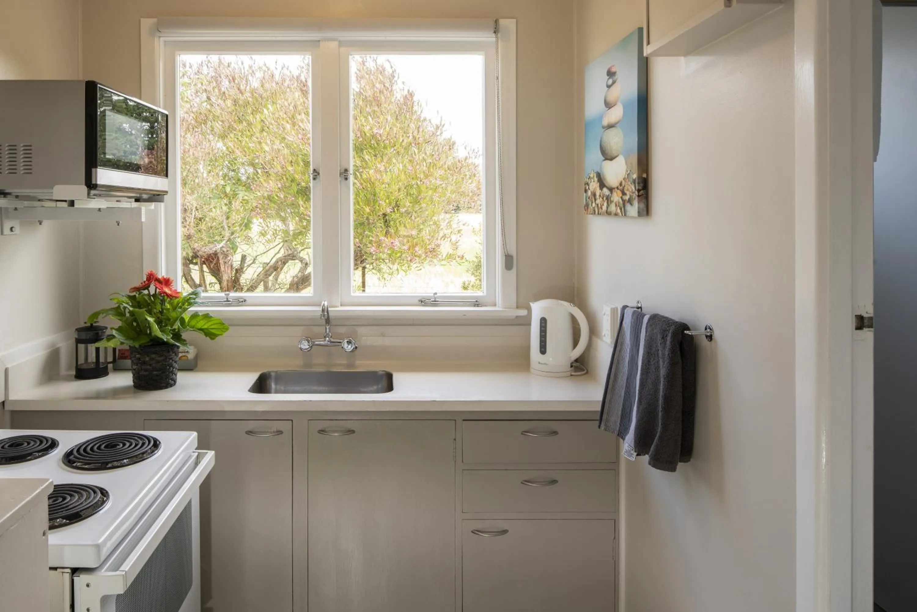 Kitchen or kitchenette in U Studios Masterton