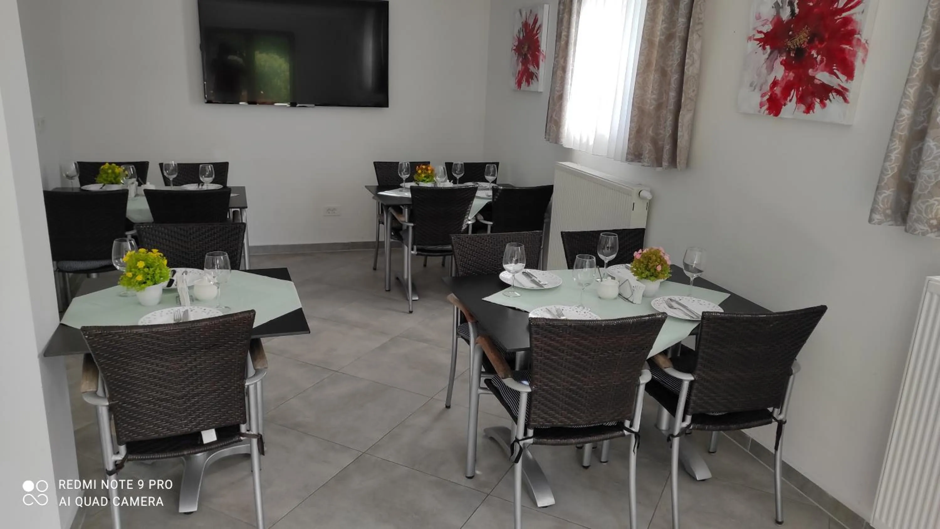 Dining area in Plitvice Inn