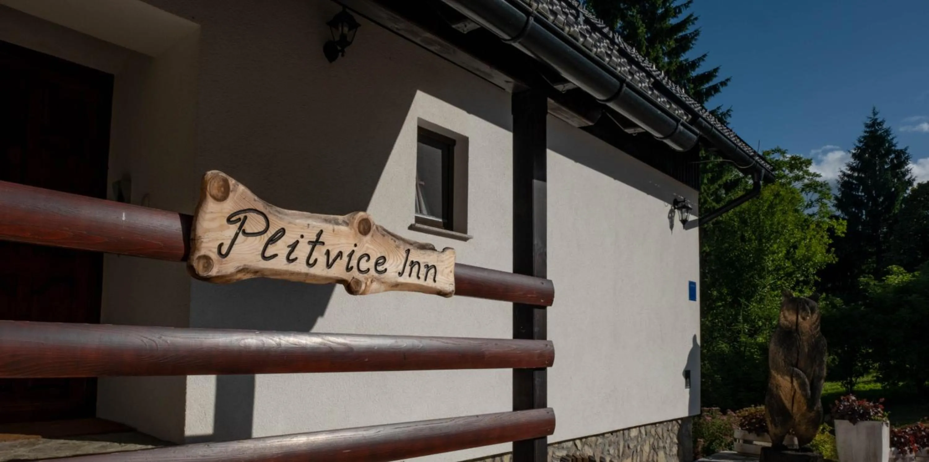 Property building in Plitvice Inn