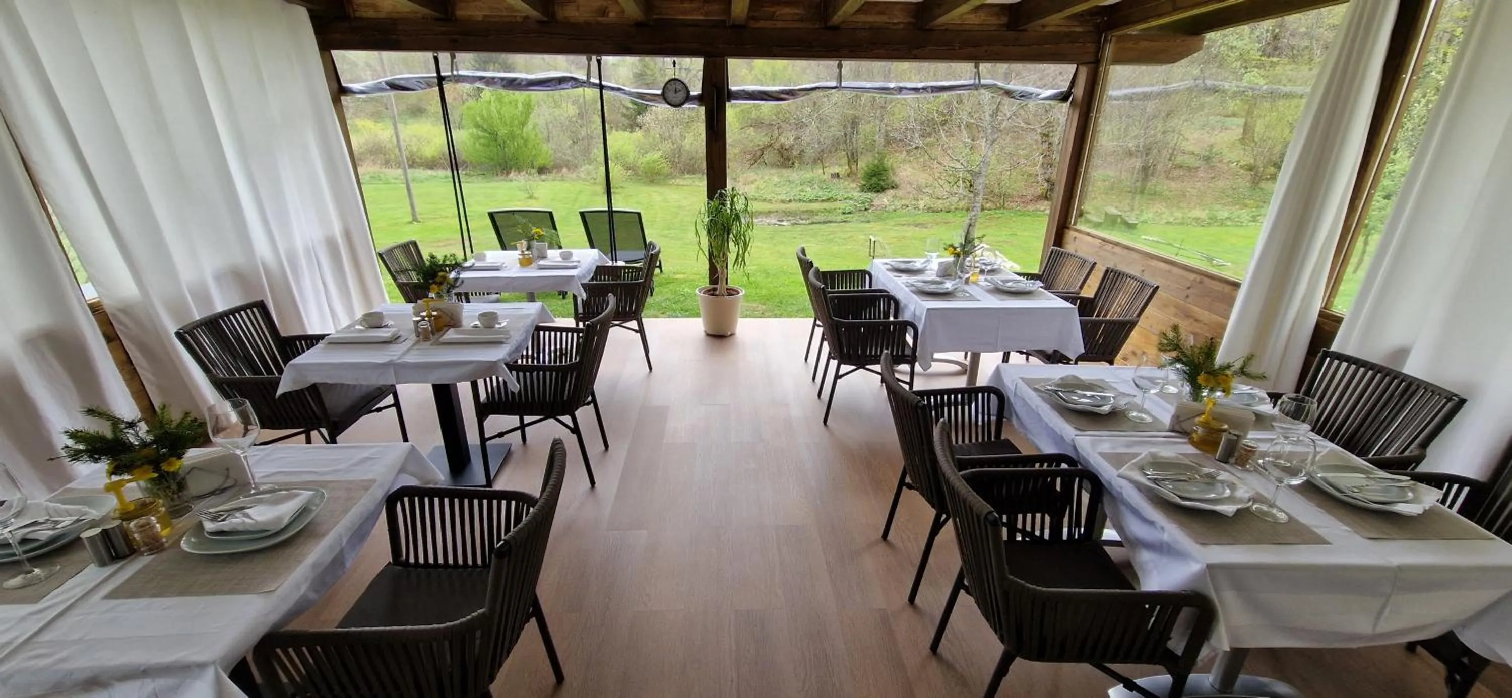 Property building in Plitvice Inn