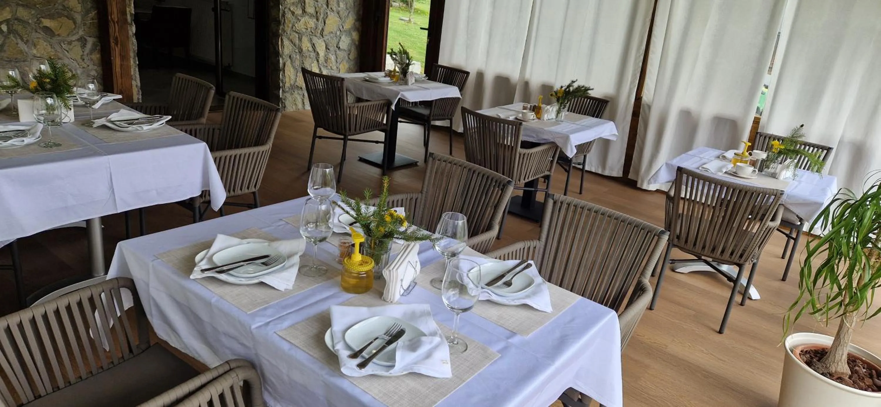 Restaurant/places to eat in Plitvice Inn