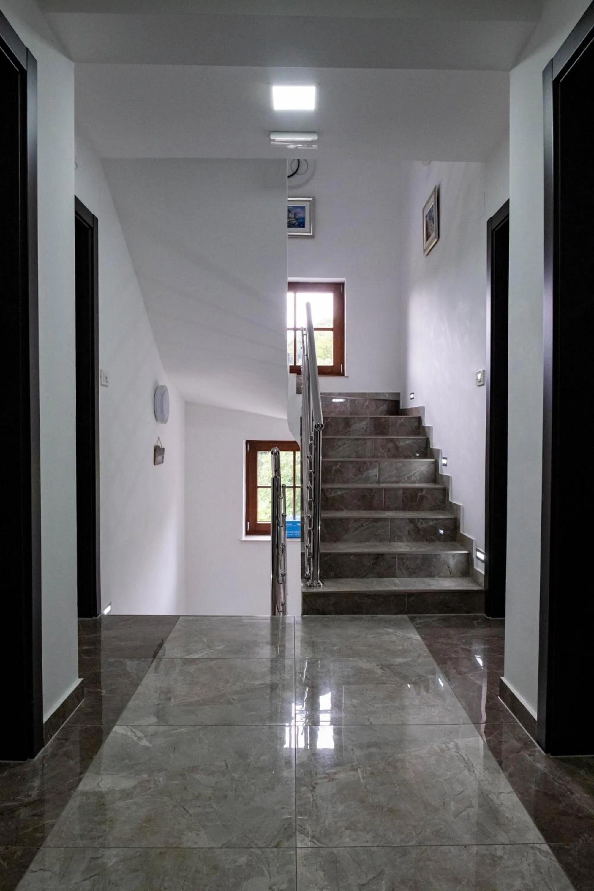 Property building in Plitvice Inn