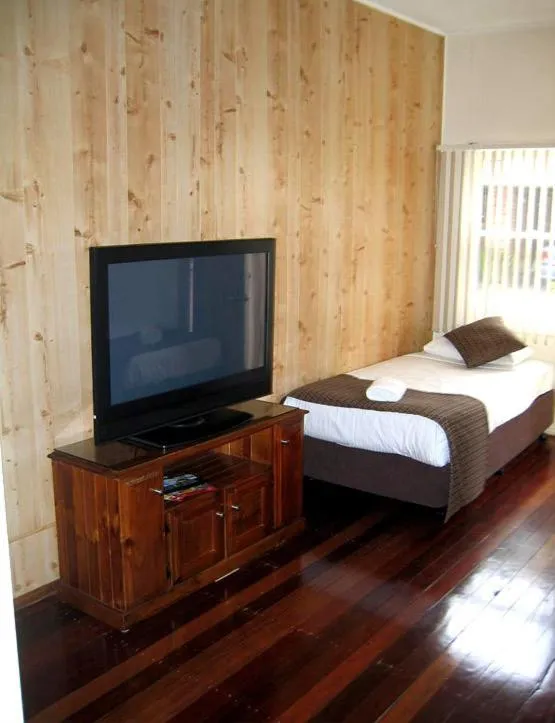 Photo of the whole room in Koala Tree Motel