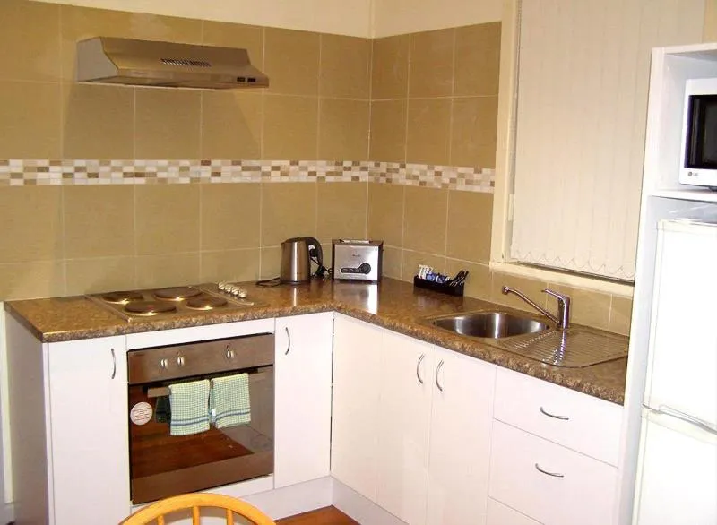 Kitchen or kitchenette in Koala Tree Motel