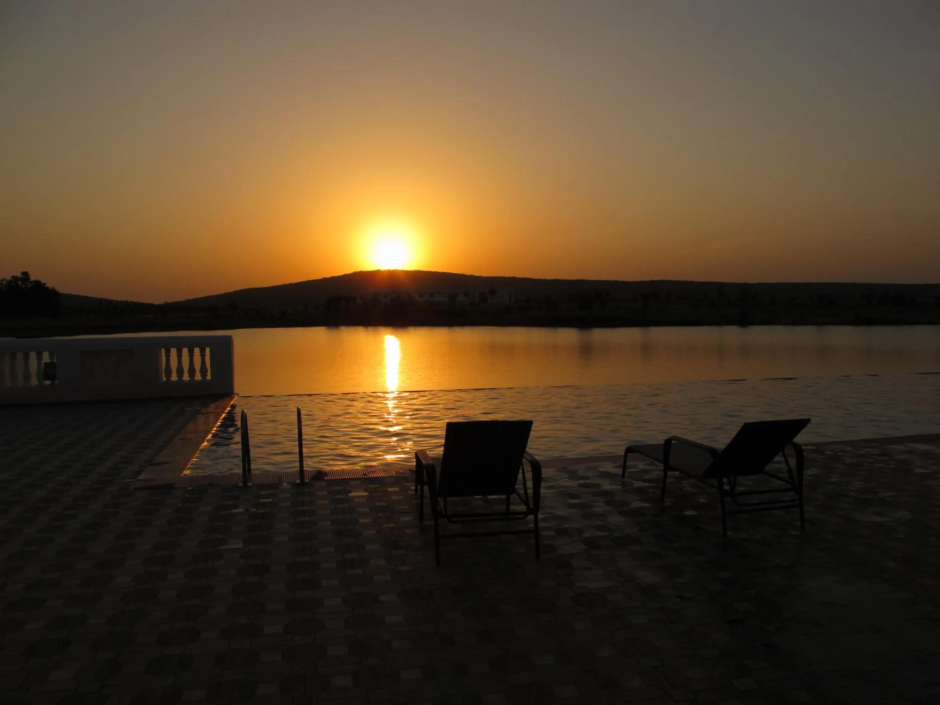 Lake view in jüSTa Lake Nahargarh Palace, Chittorgarh