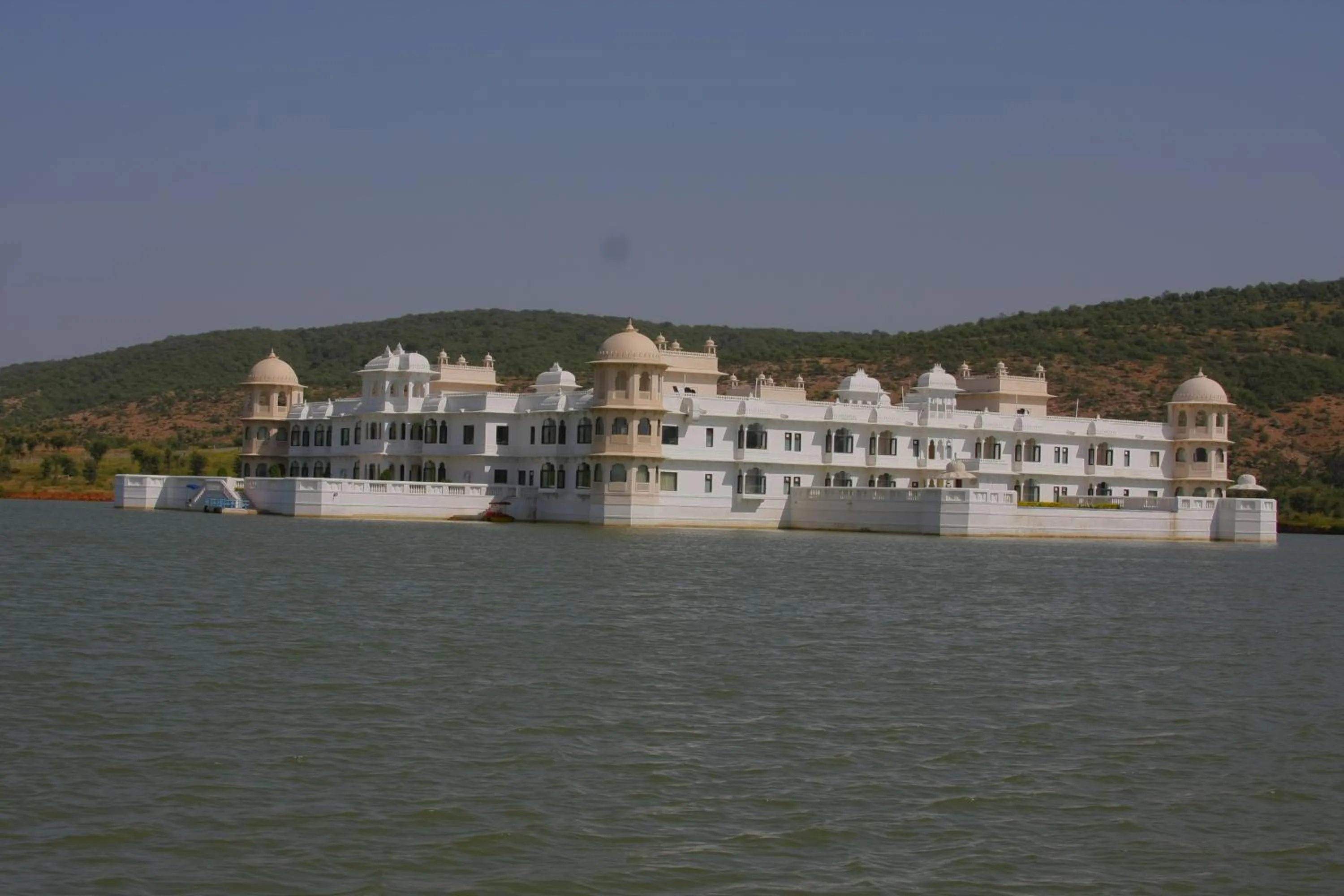 Property building in jüSTa Lake Nahargarh Palace, Chittorgarh