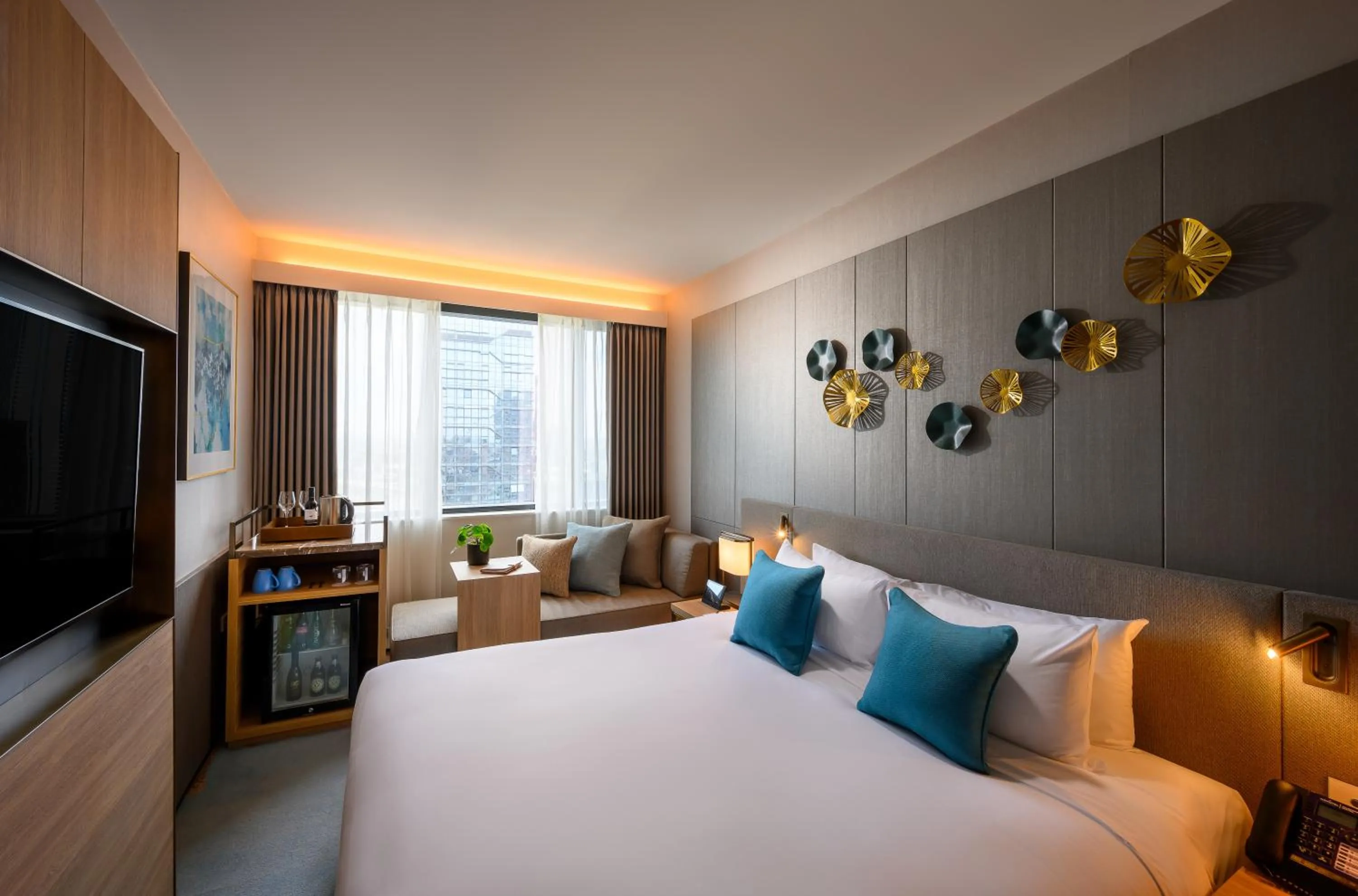 Photo of the whole room, Bed in Novotel Melbourne Central