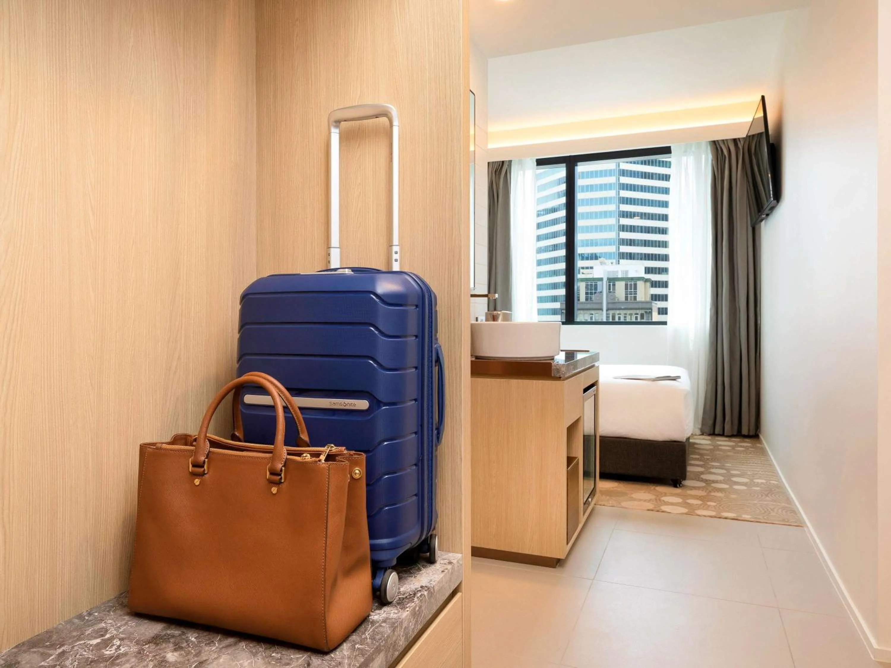 Photo of the whole room in ibis Melbourne Central