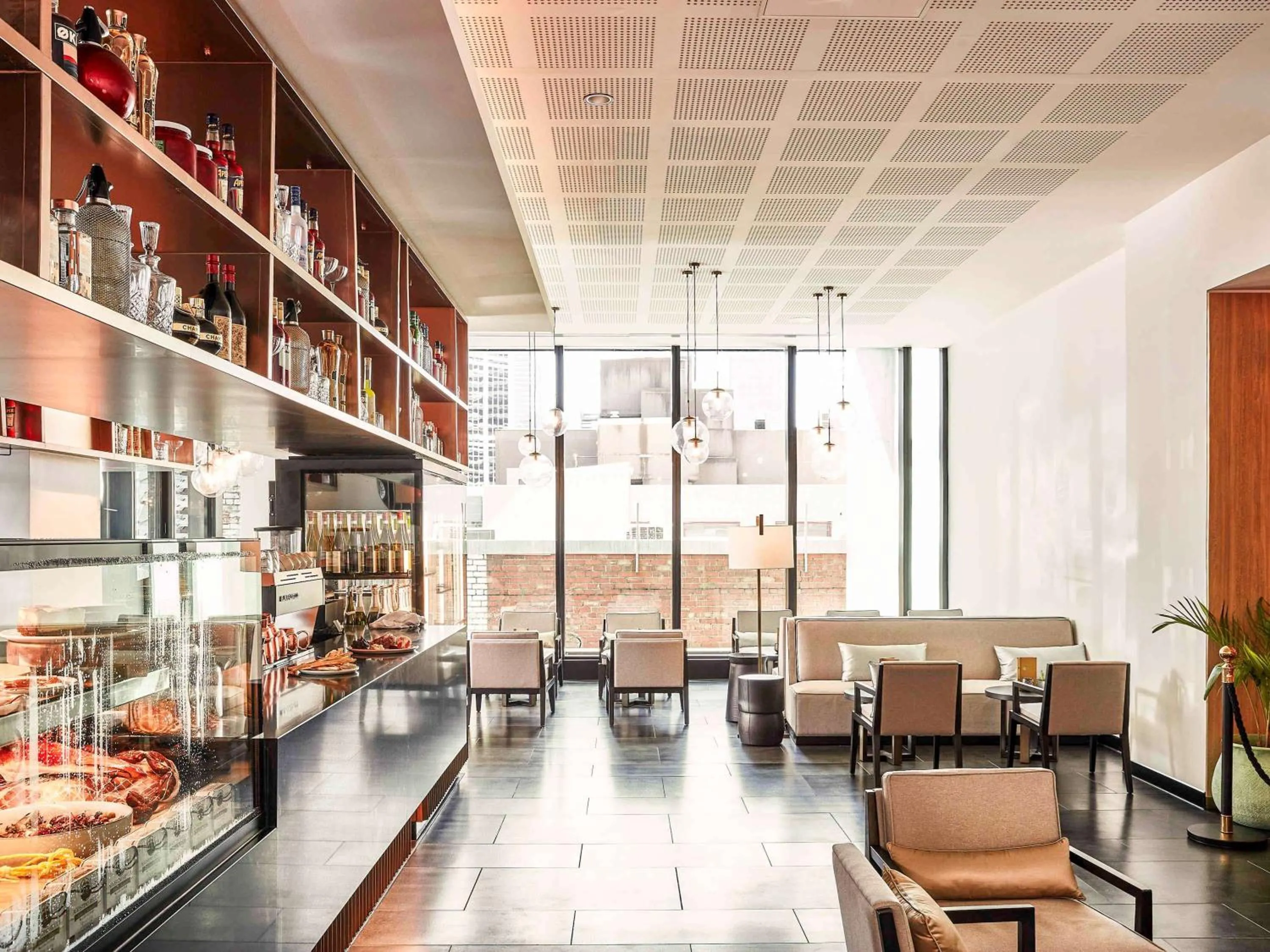 Lounge or bar in ibis Melbourne Central