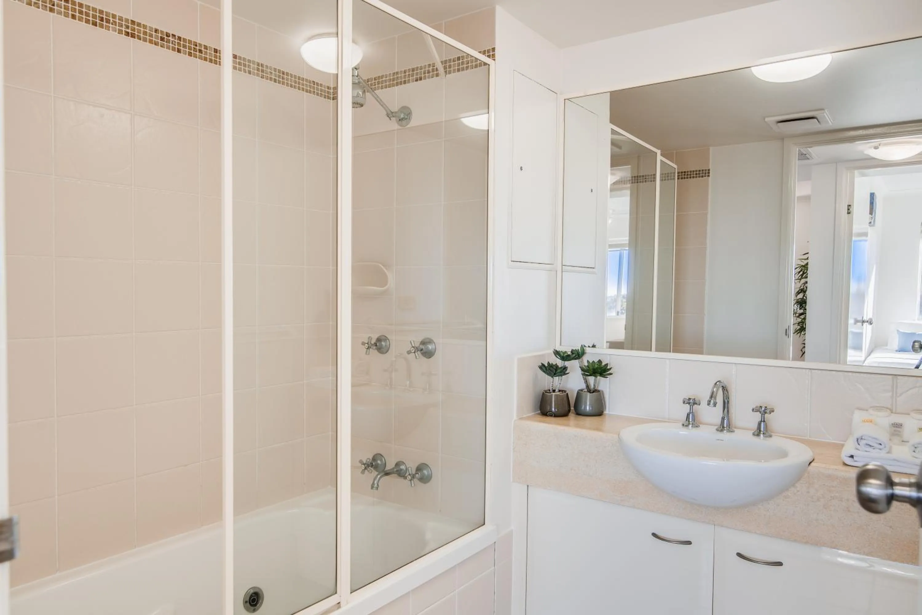 Bathroom in Atlantis Marcoola