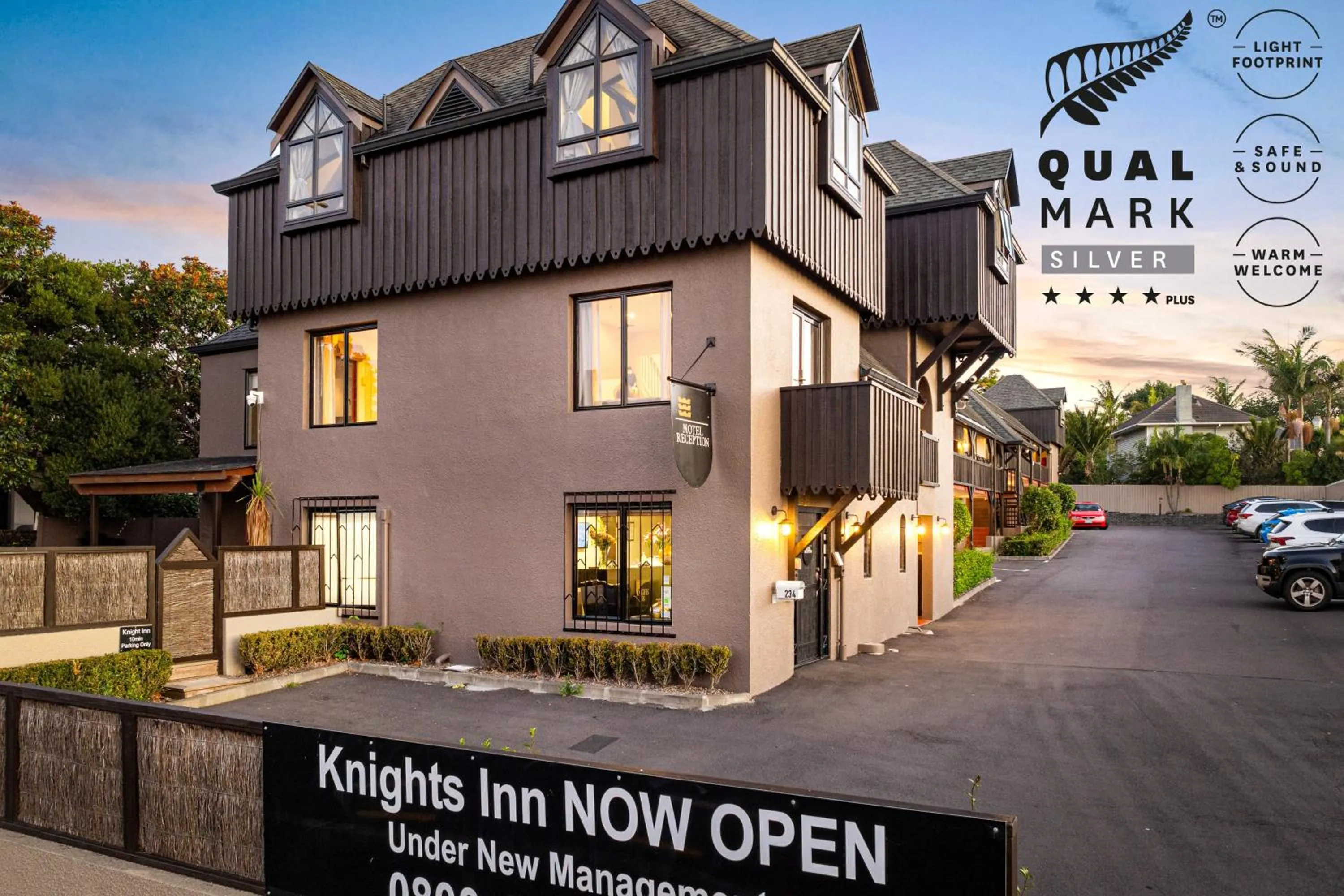 Property building in Knights Inn