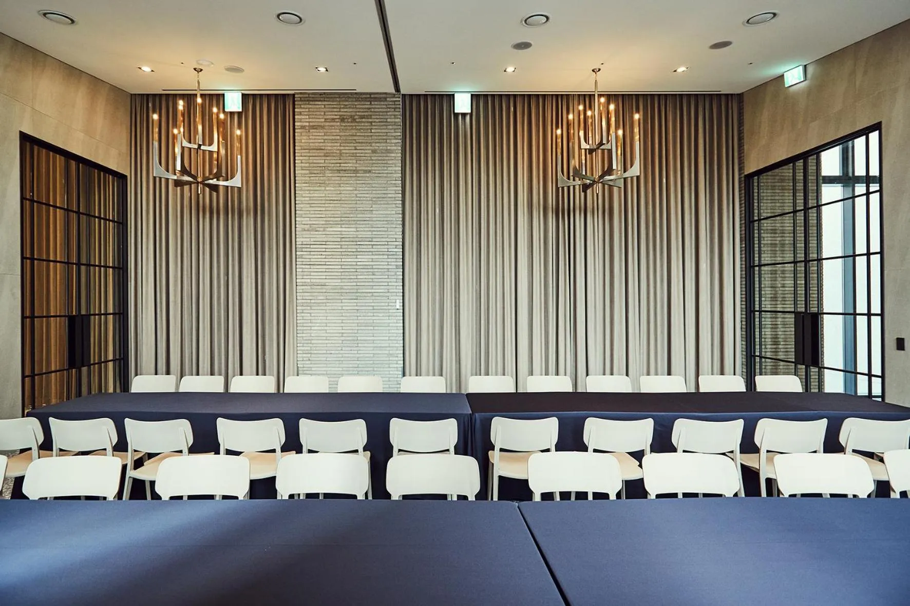 Meeting/conference room in La Casa hotel Gwangmyeong