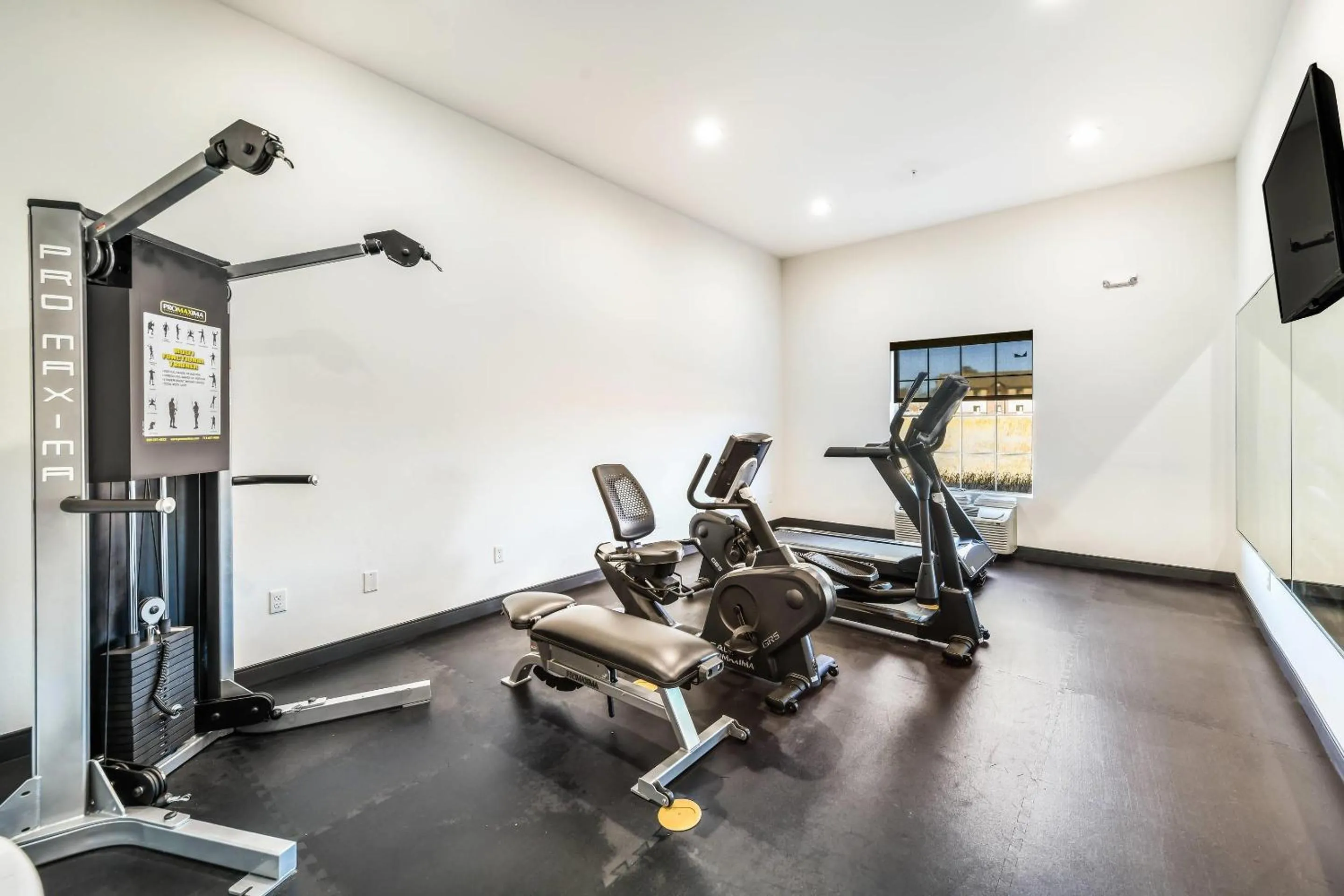 Fitness centre/facilities in Hy-Lo Hotel, an Ascend Collection Hotel