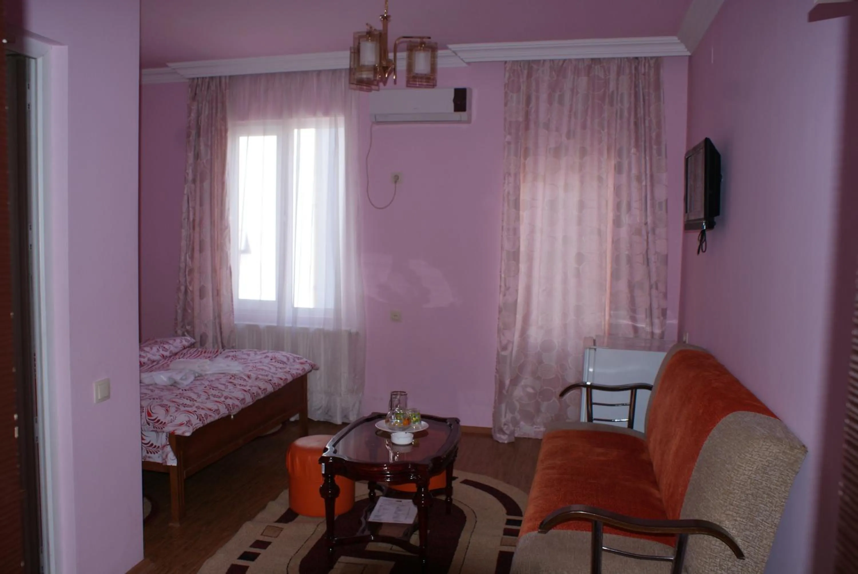 Photo of the whole room, Bed in Marani Hotel