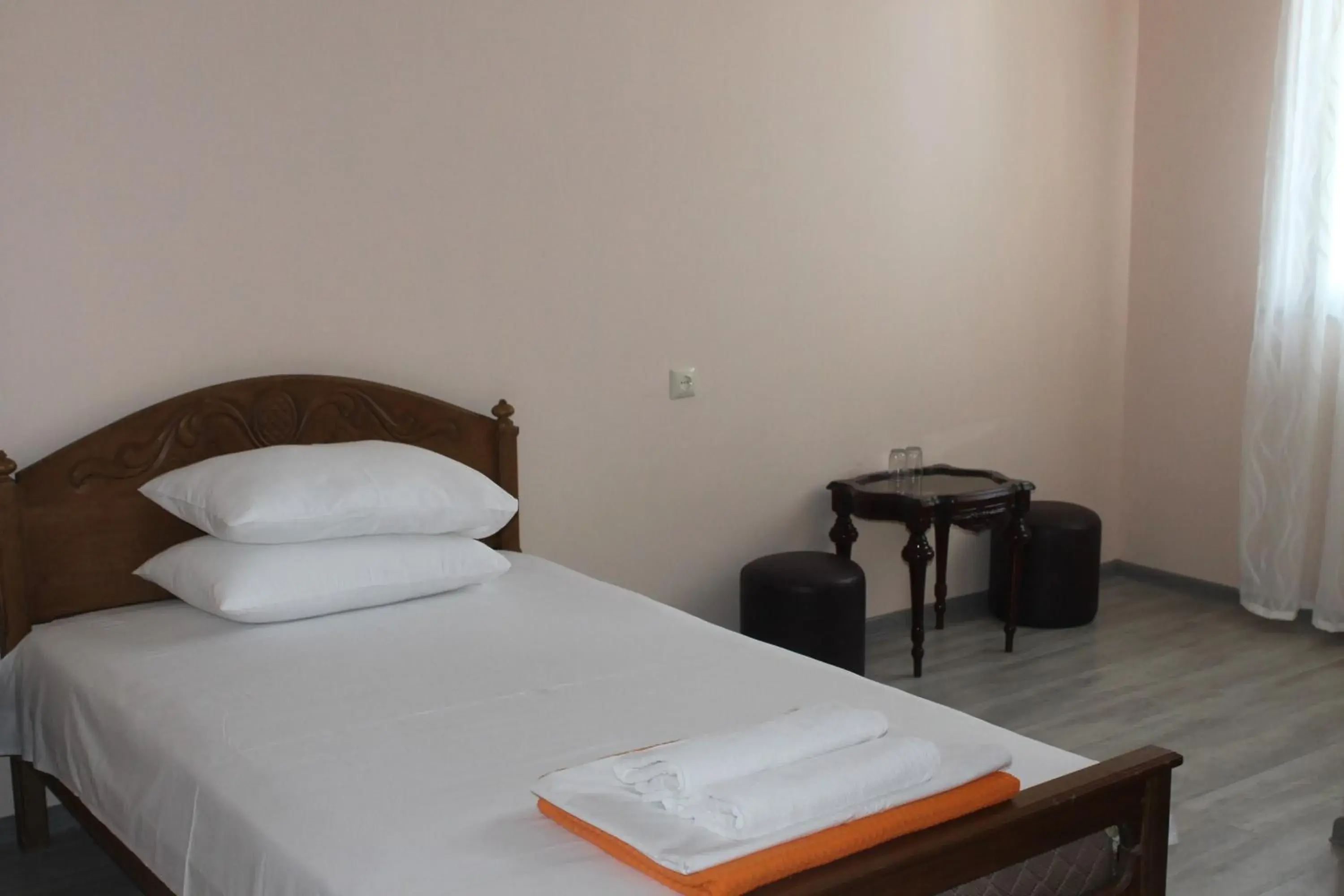 Single Room in Marani Hotel Single Room in Marani Hotel