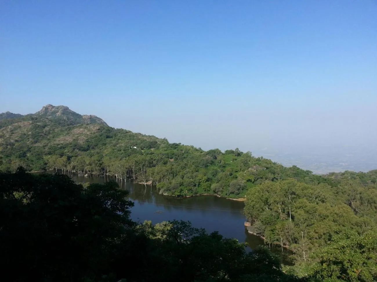 Natural landscape in The Leef Inn 500ms from Nakki Lake