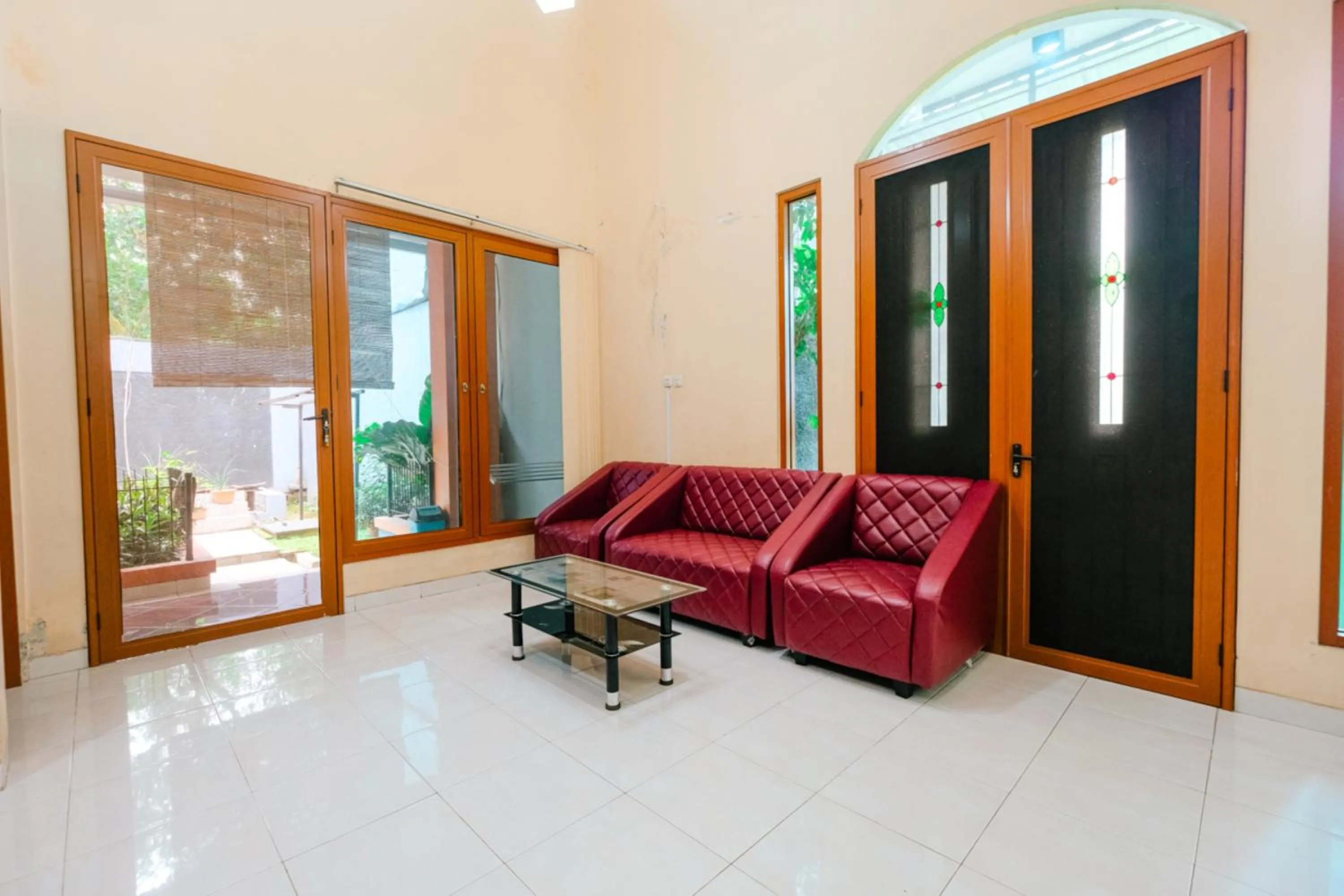 Family in Homestay Jogja Pogung Dekat UGM by Simply Homy