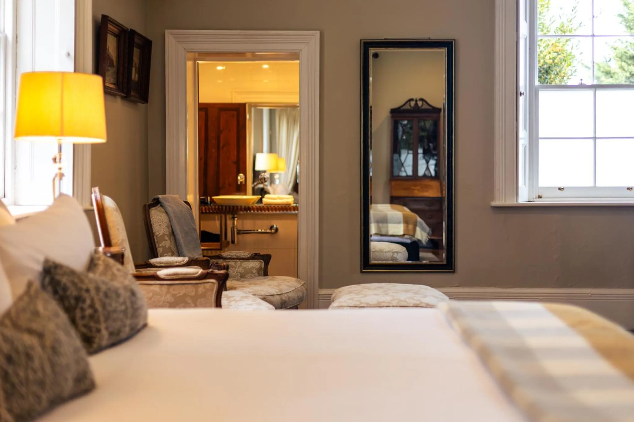 Bedroom, Bed in Quamby Estate - Boutique Country House