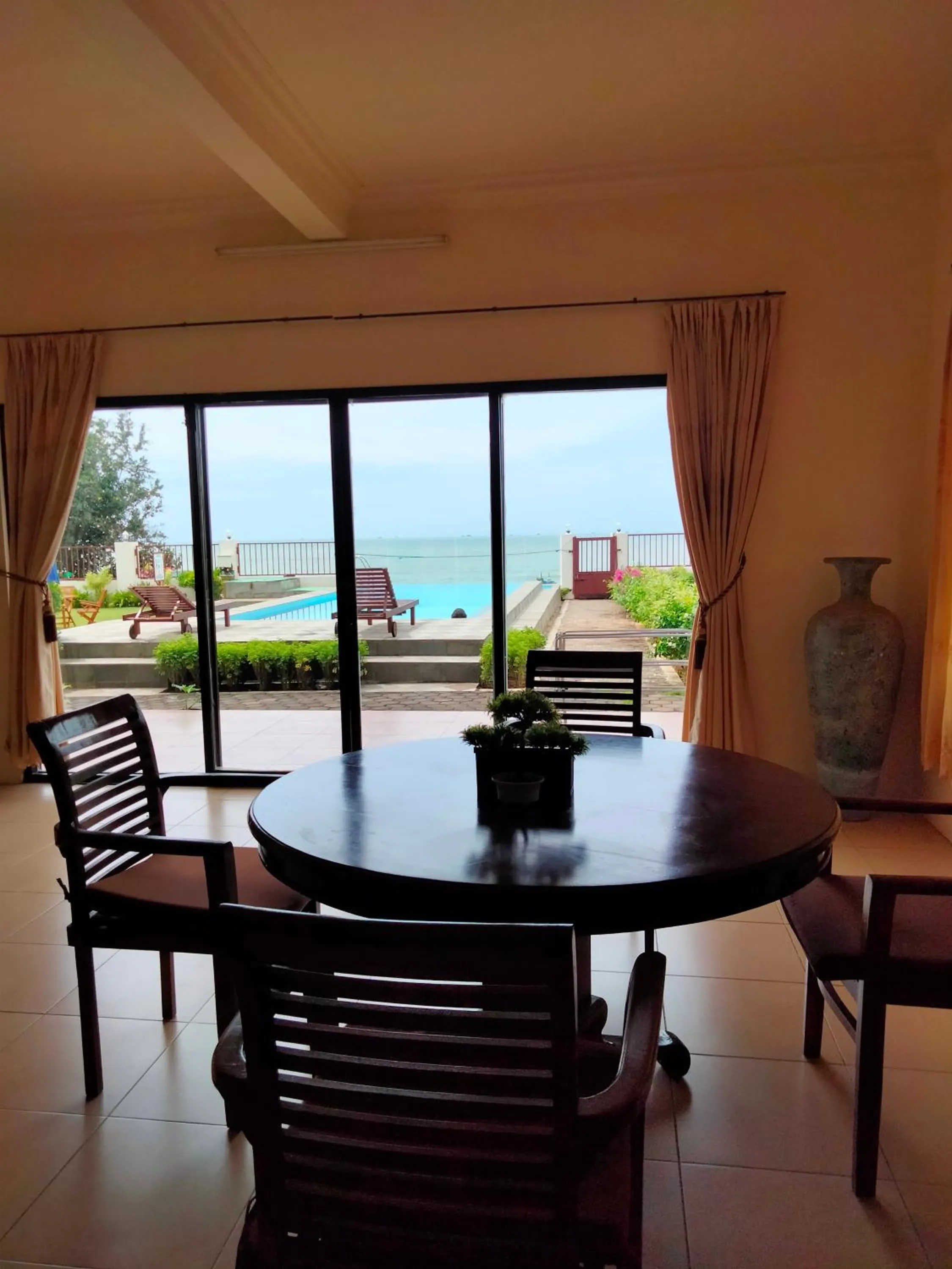 Seaview Beach Resort