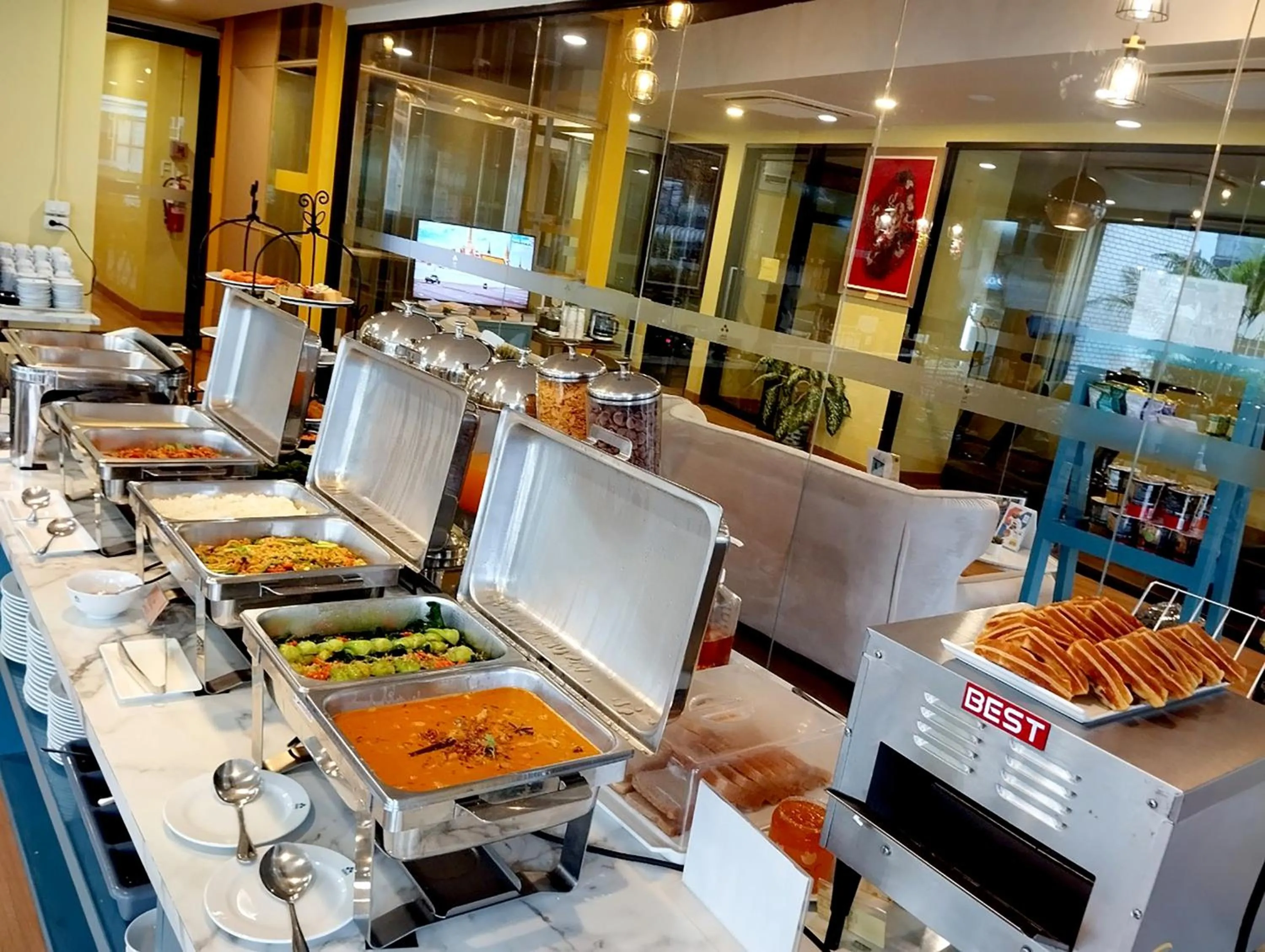 Restaurant/places to eat in Siri Oriental Bangkok Hotel