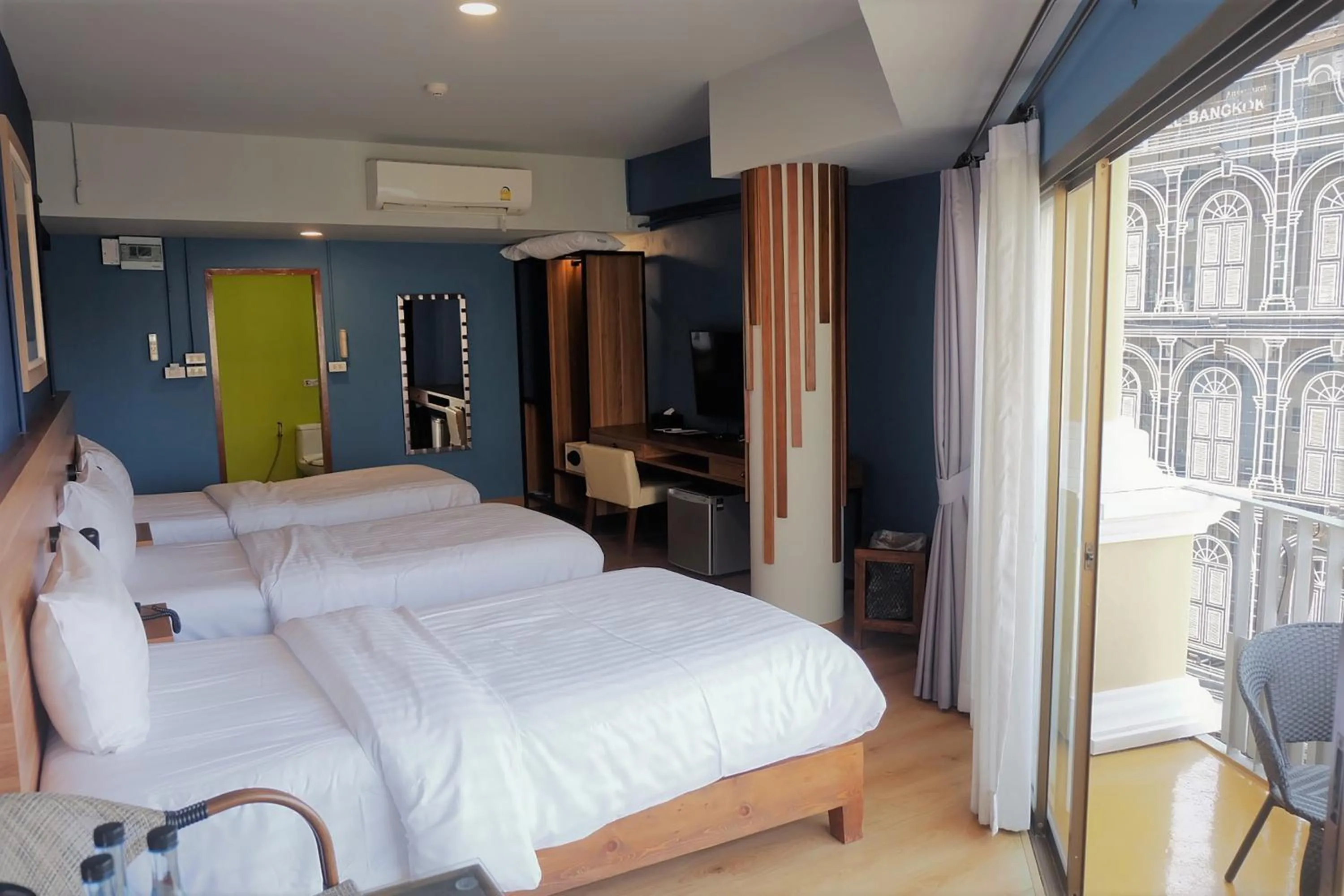 Bed in Siri Oriental Bangkok Hotel