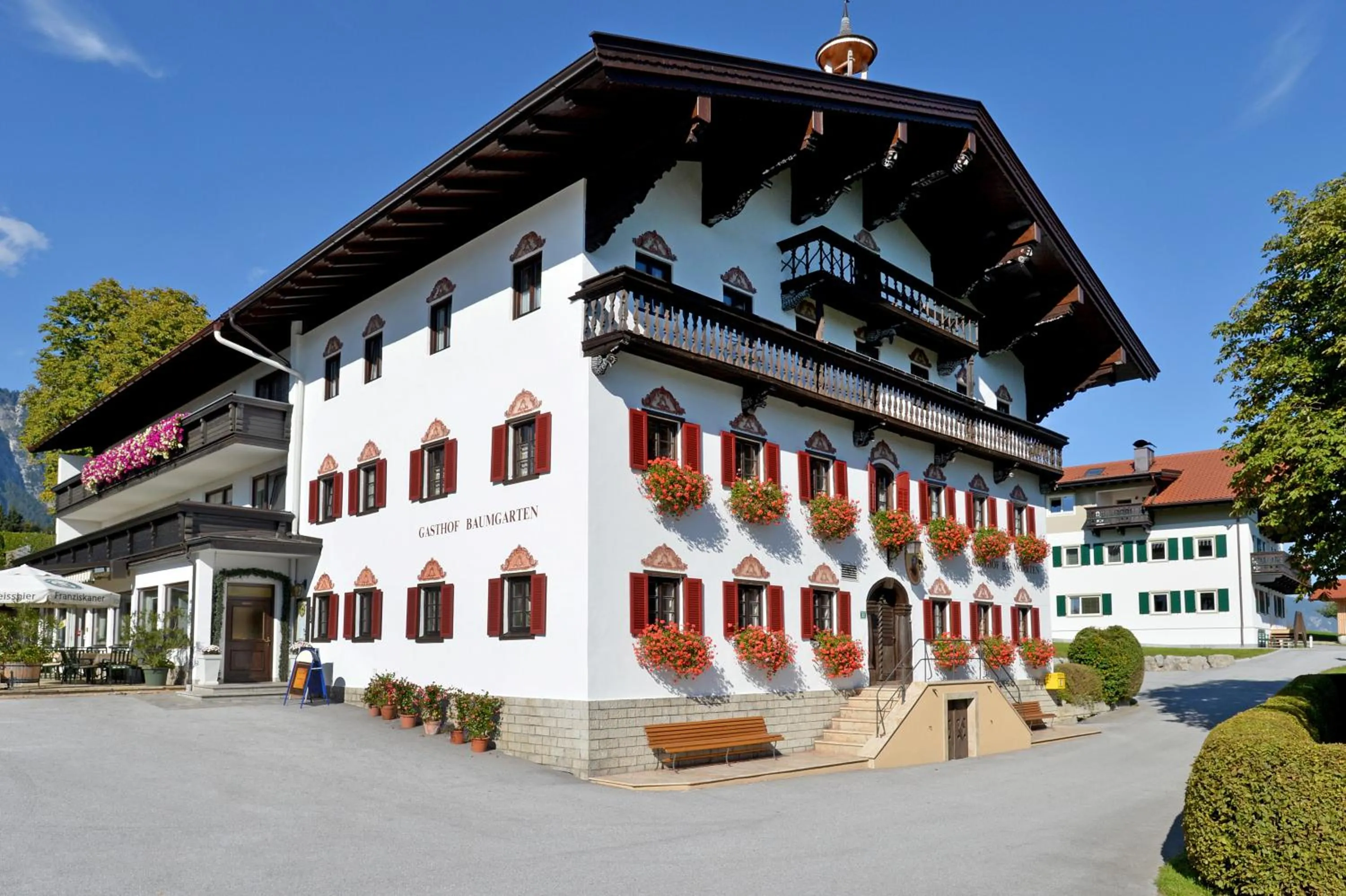 Facade/entrance in Hotel Baumgarten & Chalet Baumgarten