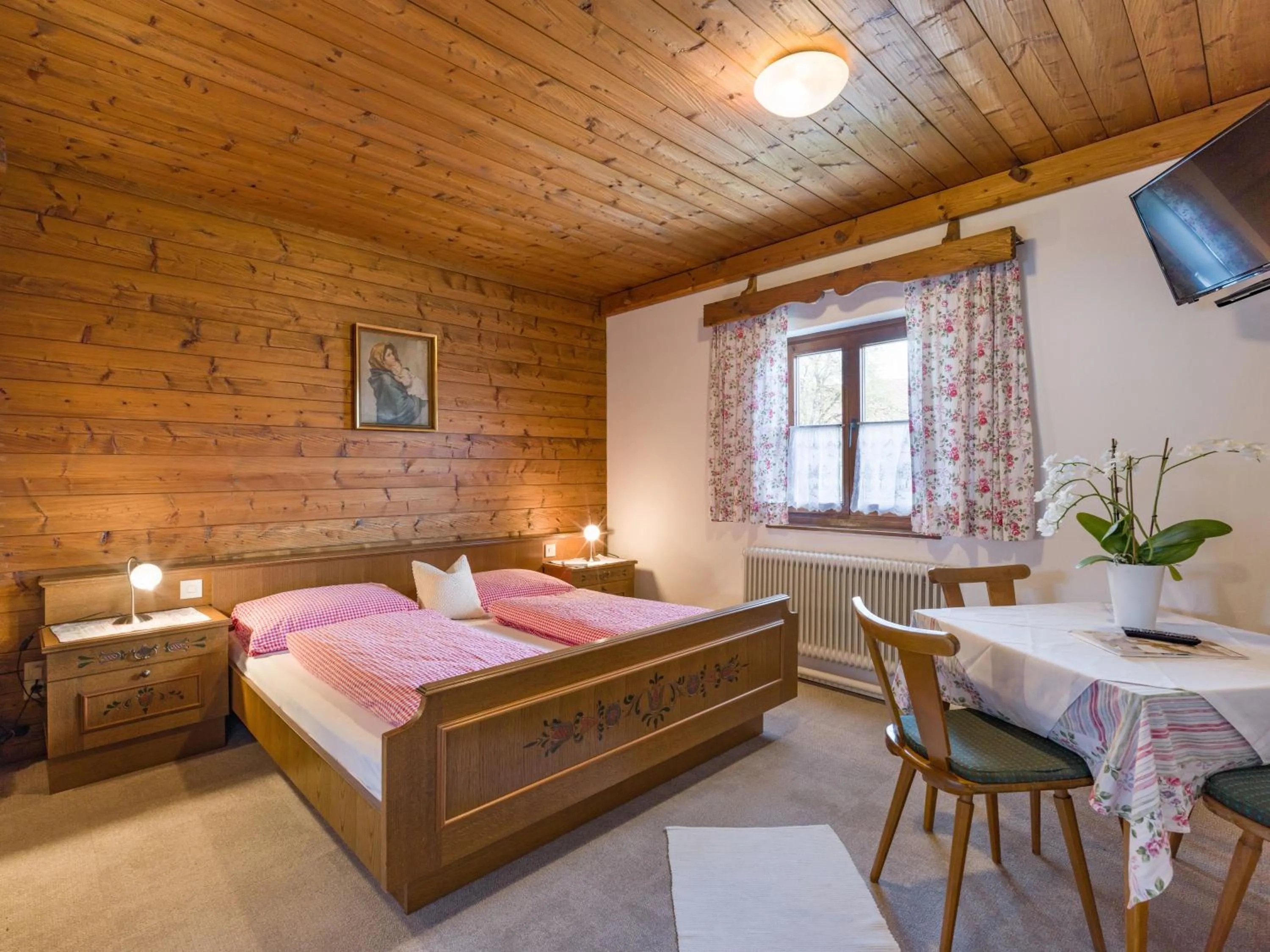 Bedroom, Bed in Hotel Baumgarten & Chalet Baumgarten