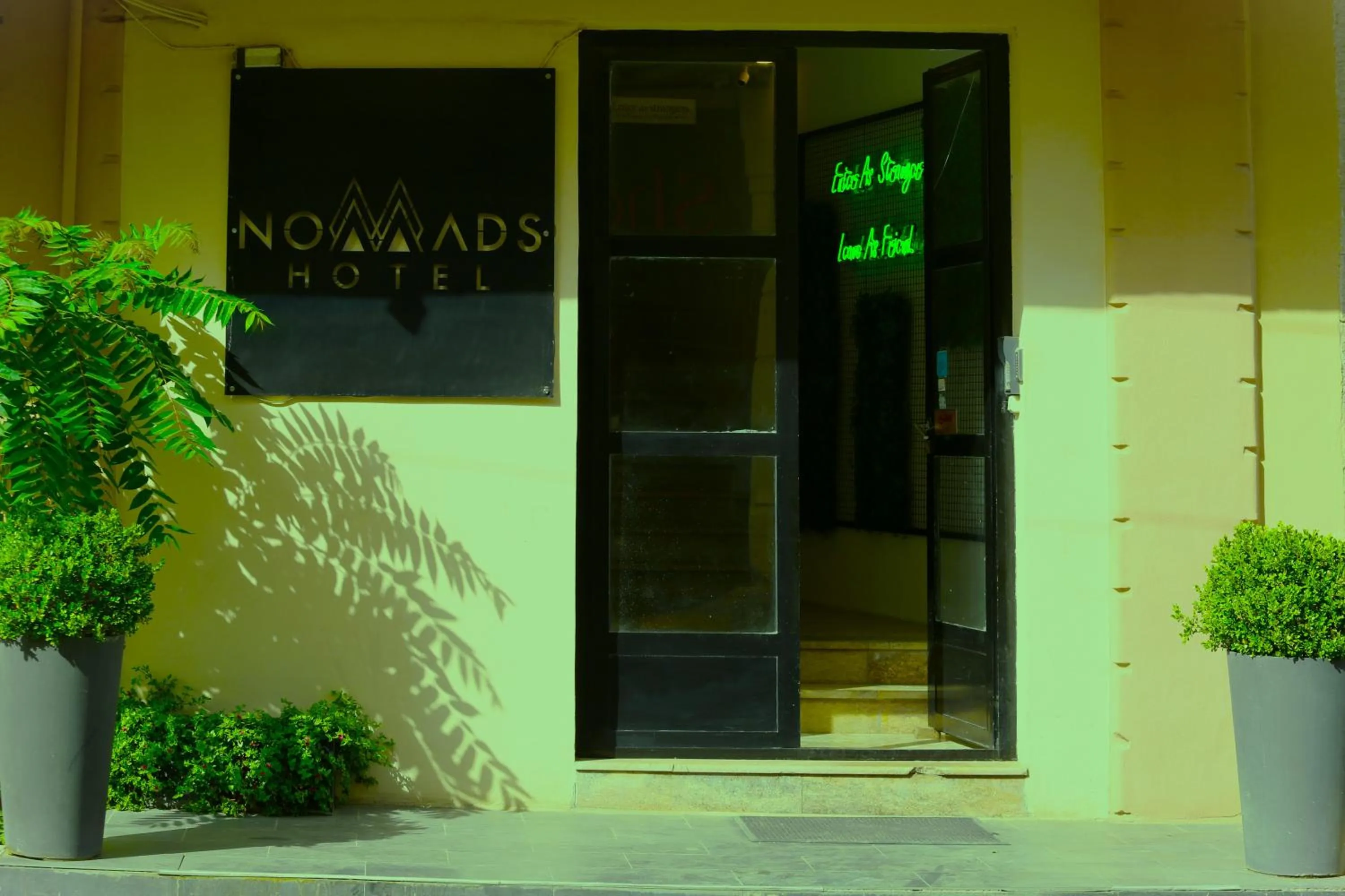 Facade/entrance in Nomads Hotel