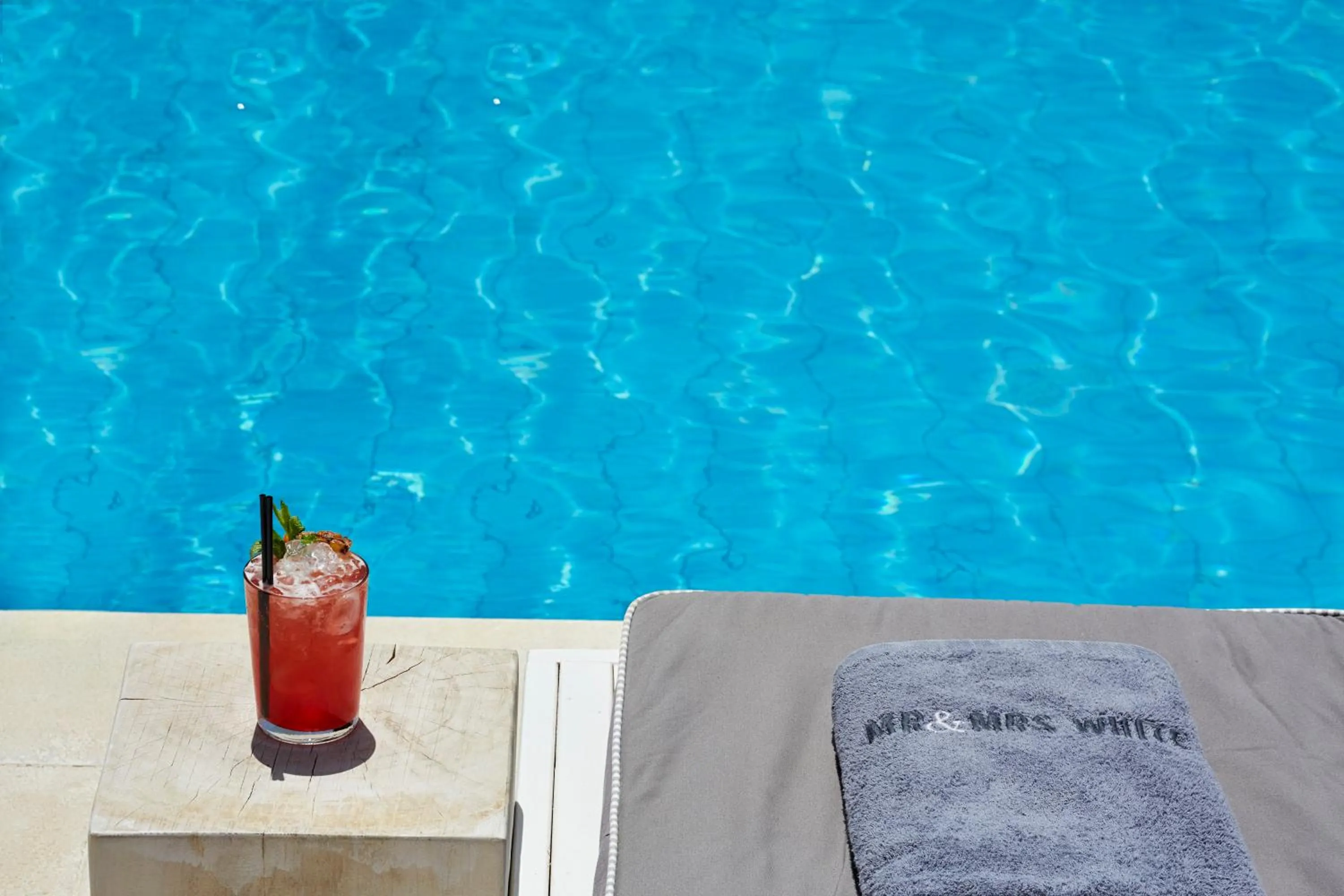 Swimming pool in Mr and Mrs White Paros