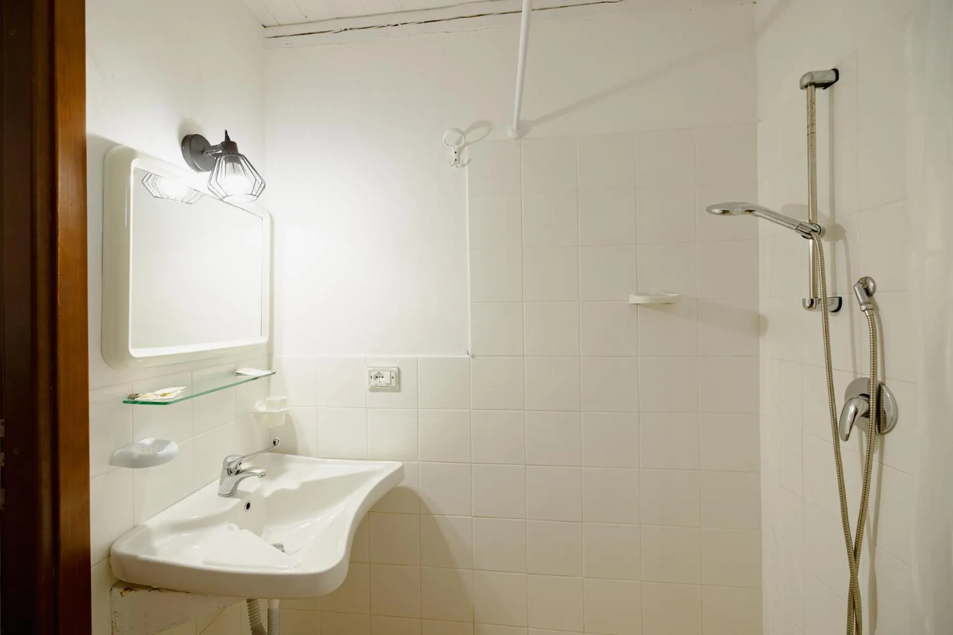 Shower in Residence Le 4 Stagioni