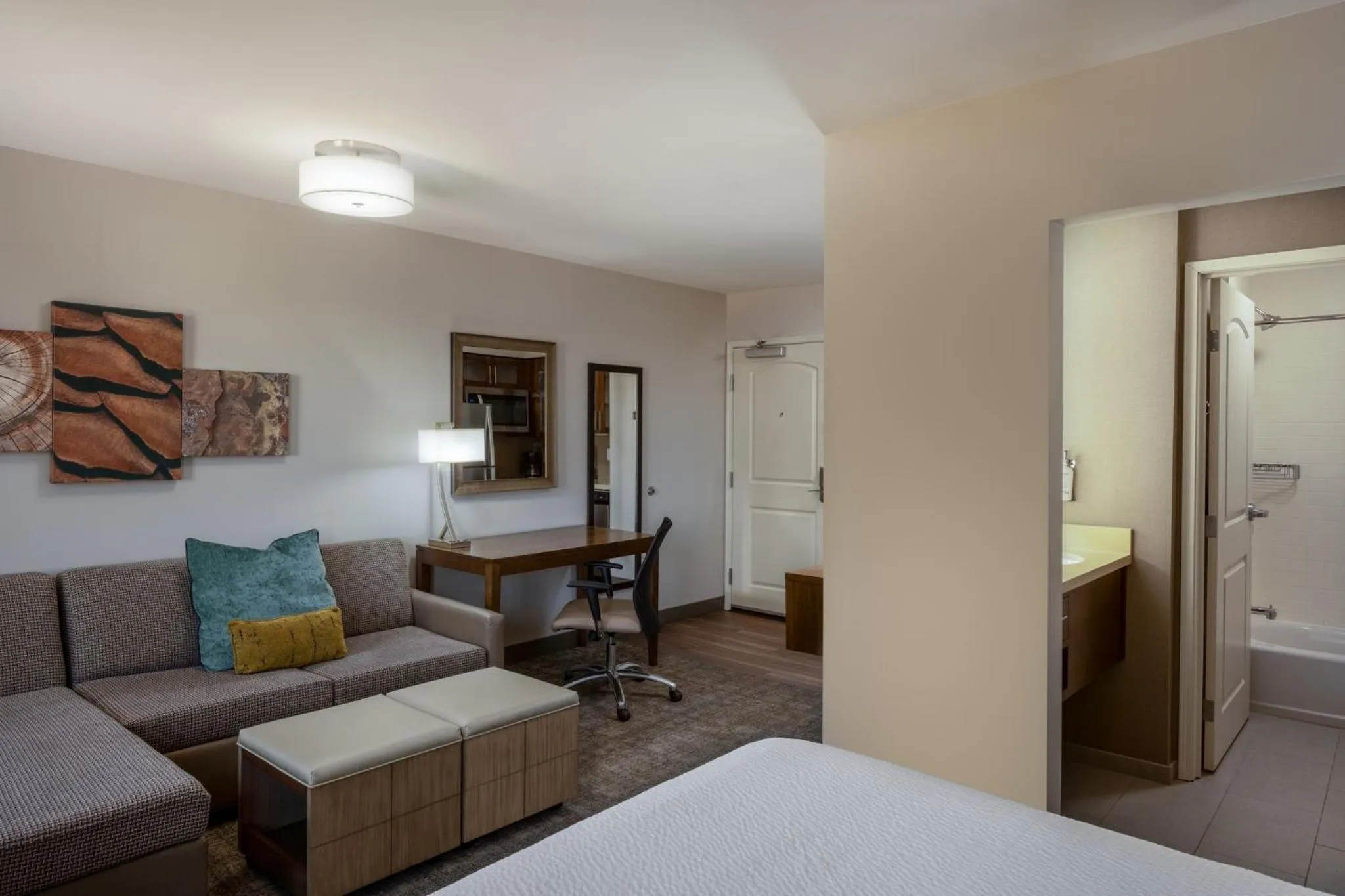 Photo of the whole room, Bed in Staybridge Suites - Gilbert - East Mesa by IHG